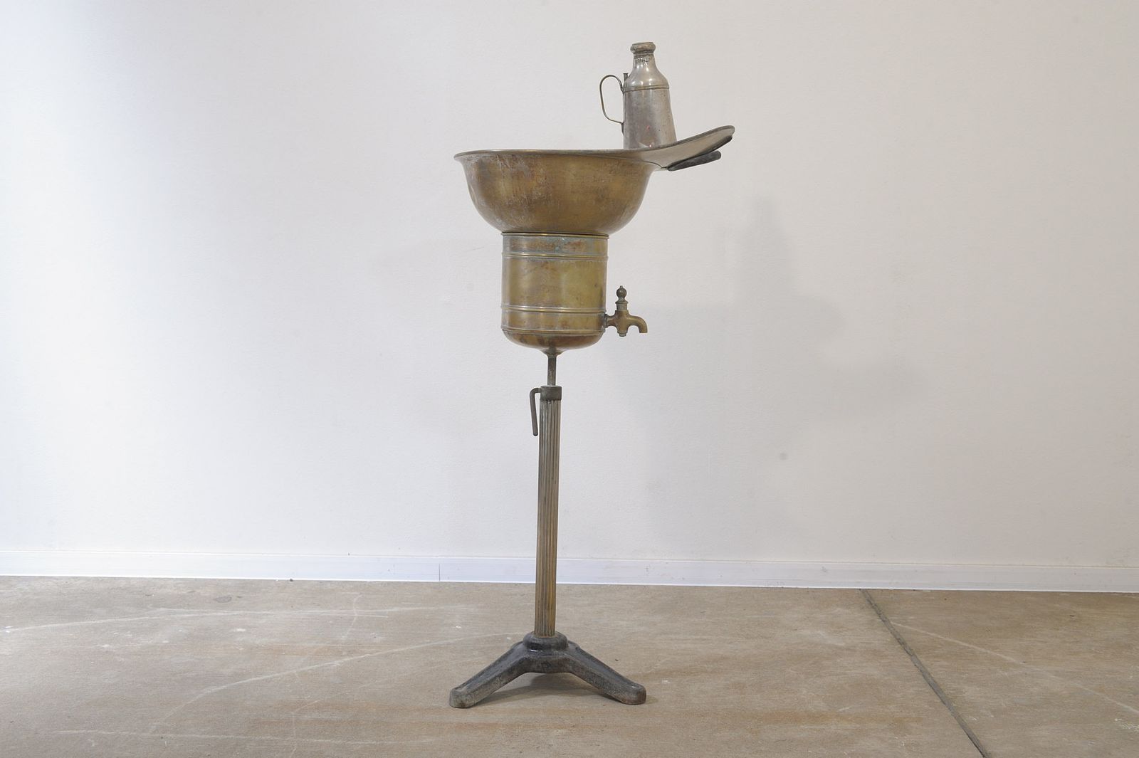 Early 20th Century Hairdresser Wash Basin, Austria Hungary photo furniture