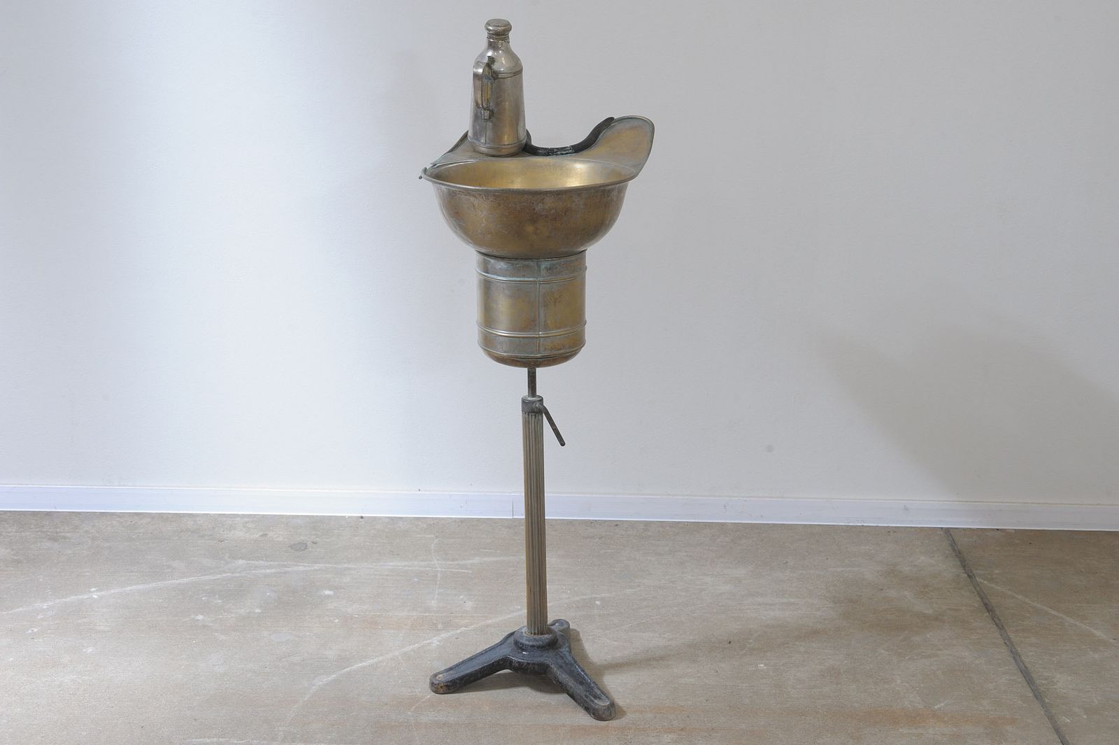 Early 20th Century Hairdresser Wash Basin, Austria Hungary photo 534.0
