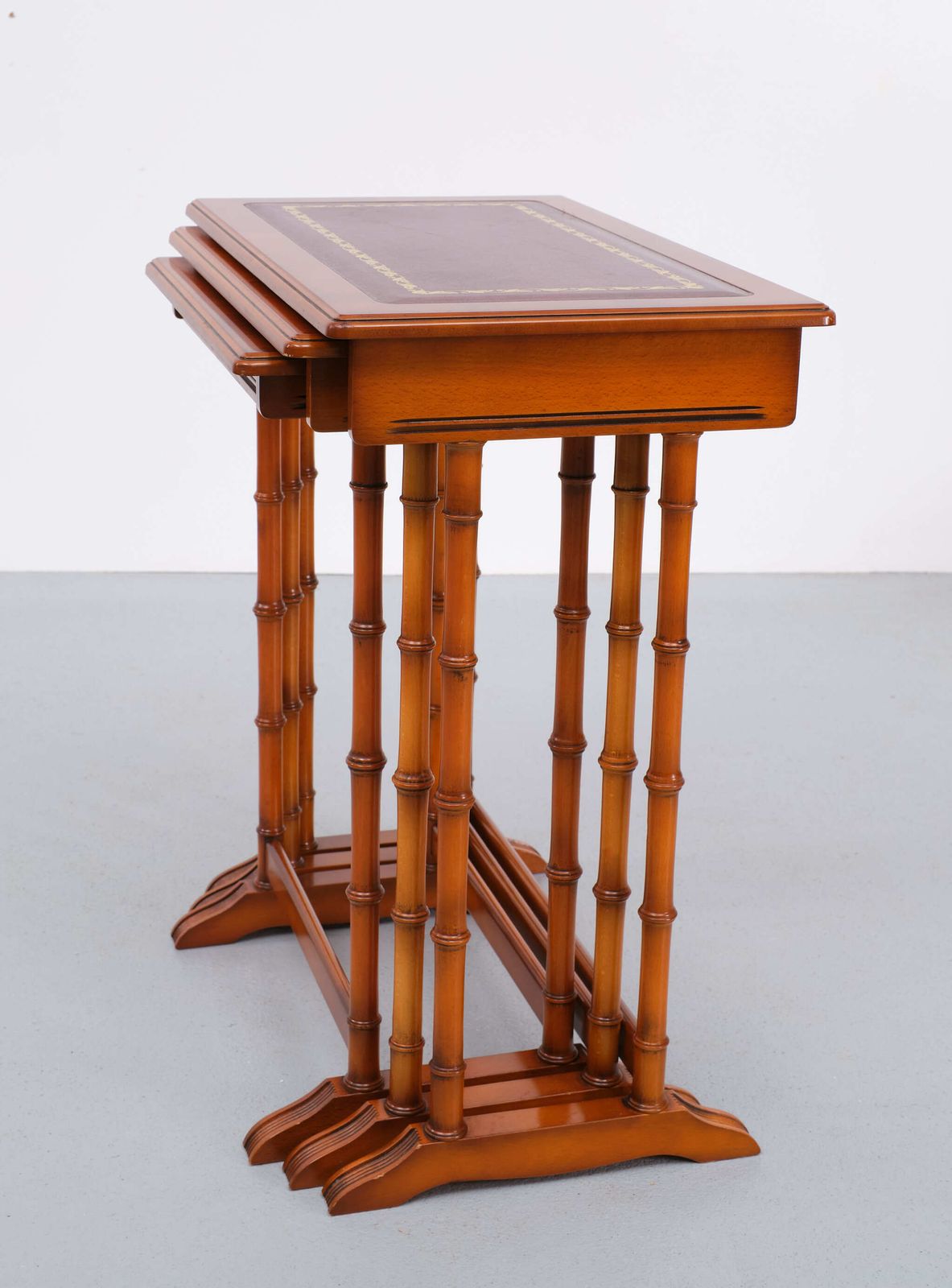 photo furniture English Cherrywood Nesting Tables From Heldense, 1978, Set Of 3