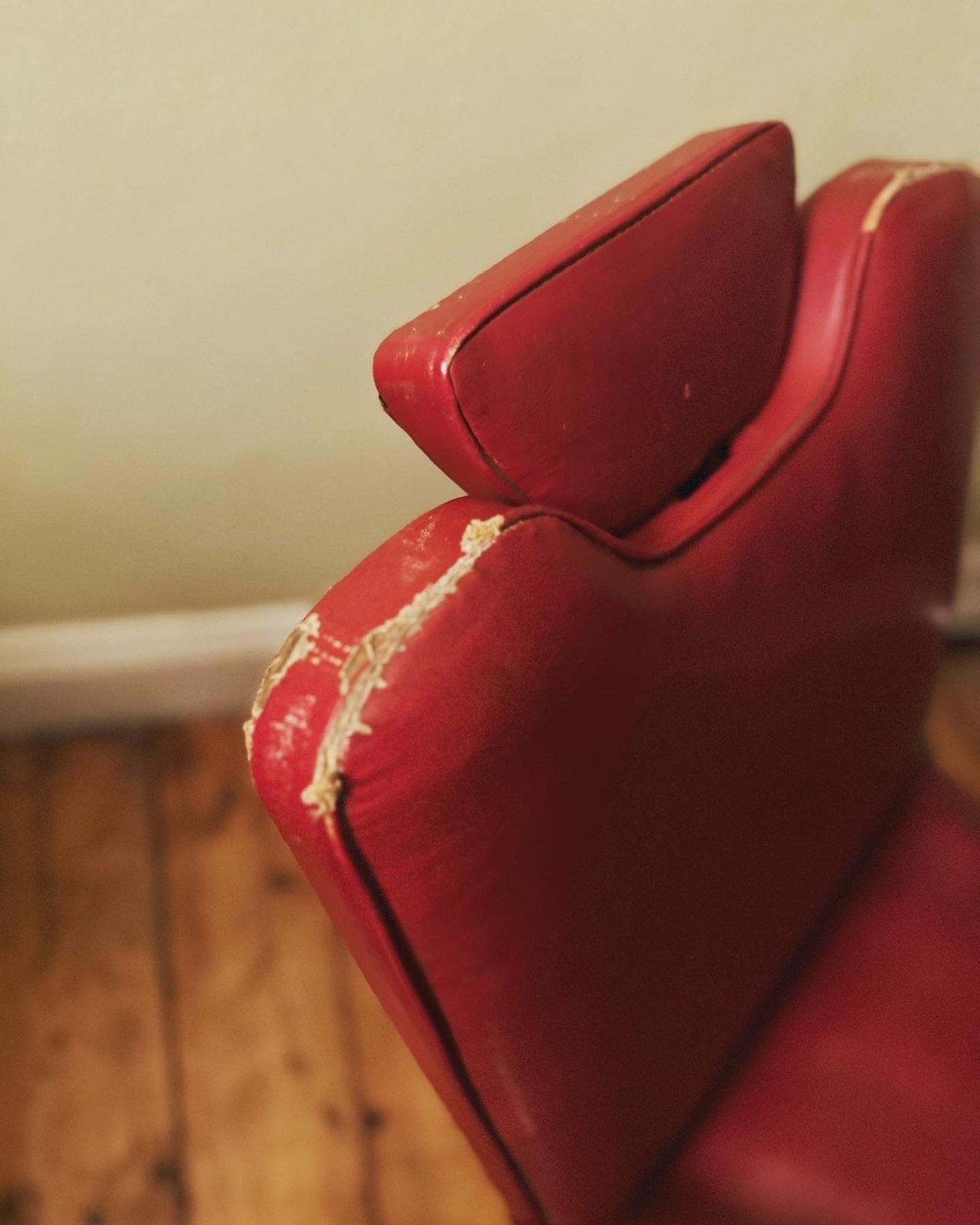 1950/60s Bauhaus Style Red Leather Chair photo furniture