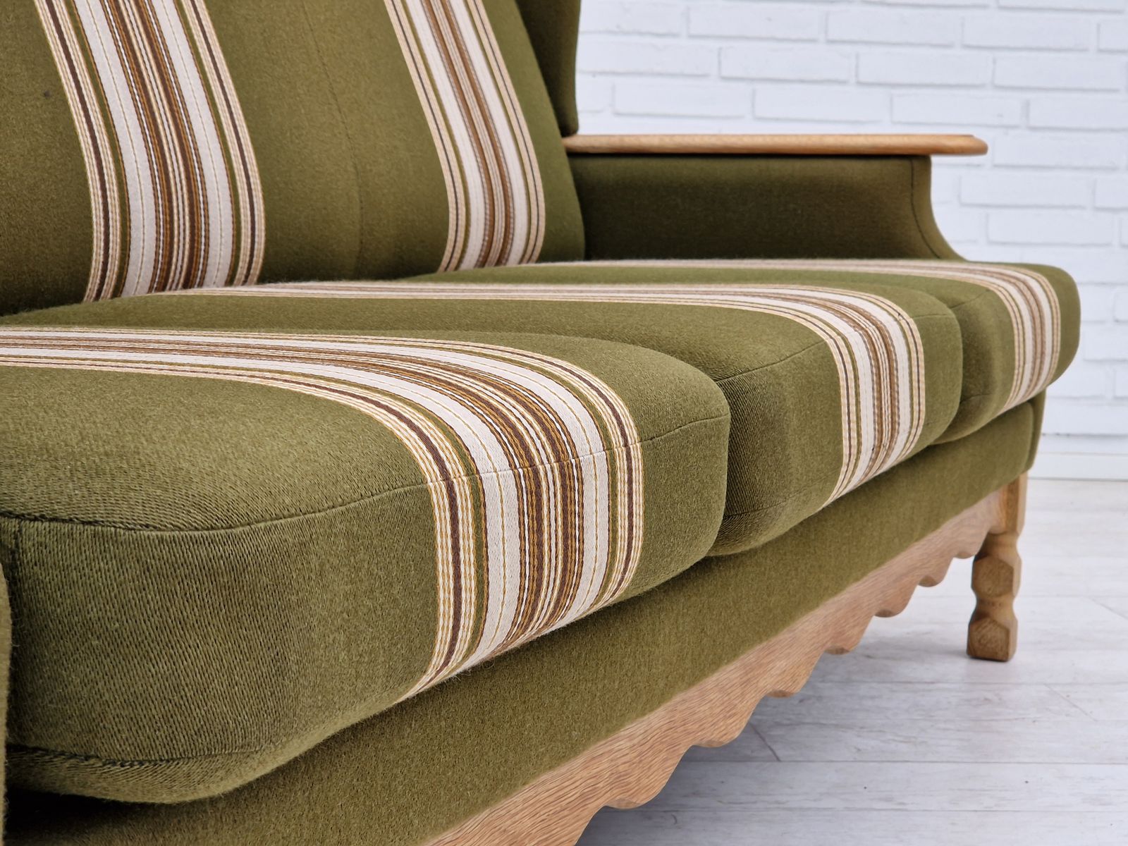 1970s, Danish Vintage 3 Seater, Green Fabric, Oak Wood, Original Condition. photo vintage