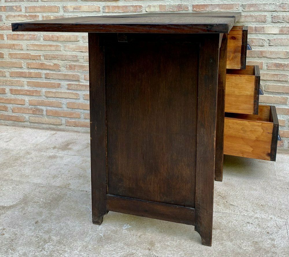 photo buy Early 20th Century Spanish Desk Or Work Table In Oak Wood With Lateral Wing, 1920s