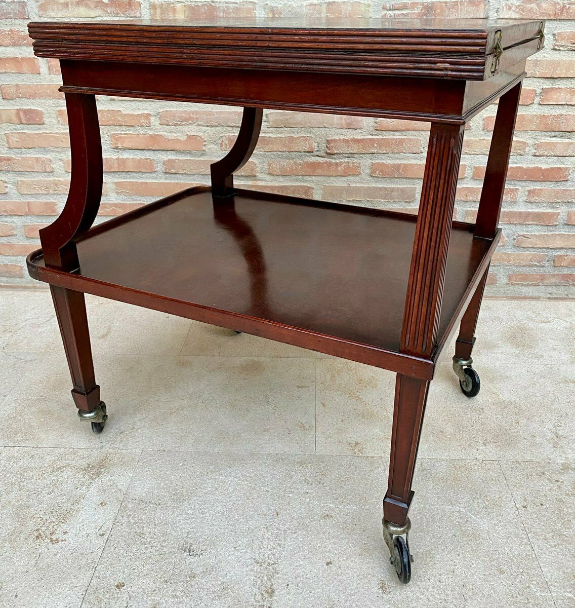 Early 20th Century Cherry Wood Serving Bar Cart With Removable Tray, 1940s photo vintage