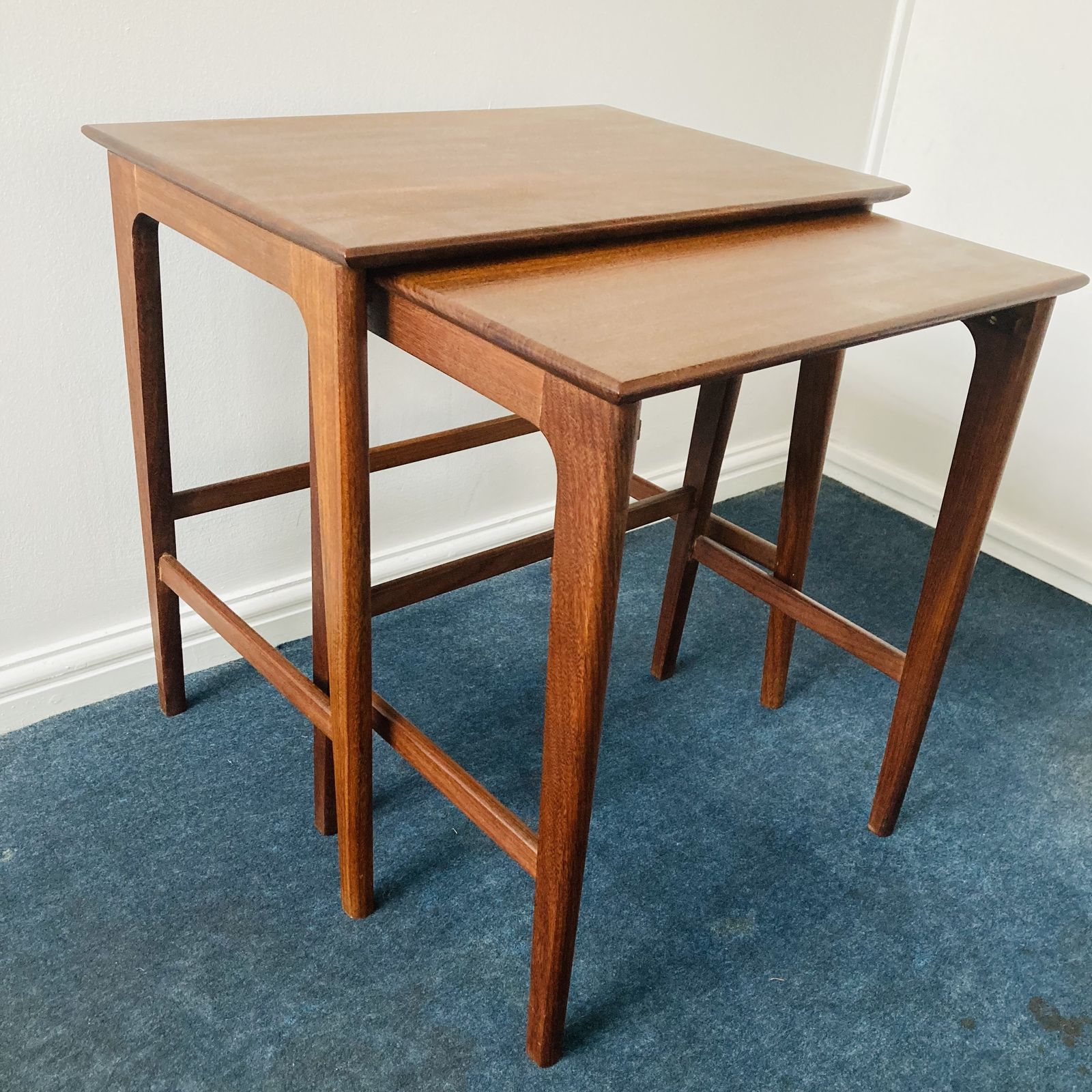 photo vinterior Mid Century Danish Nesting Side Tables