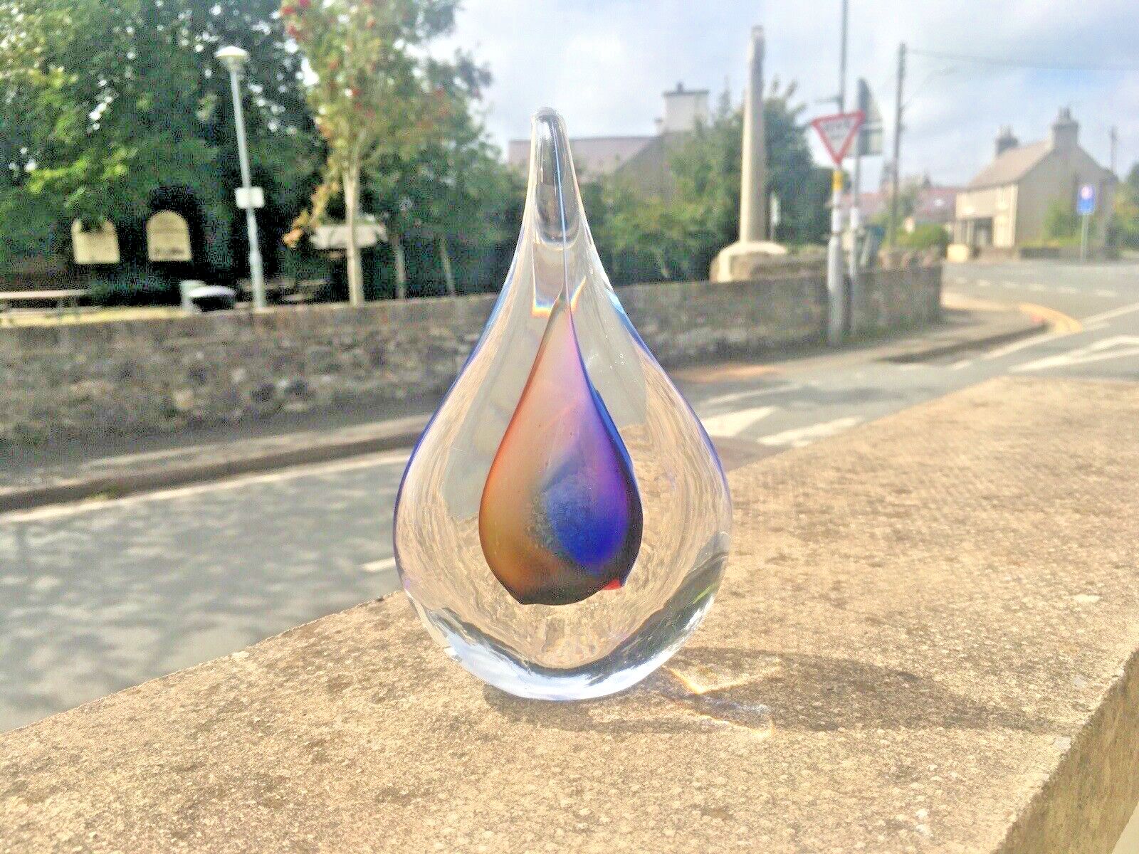 photo vinterior Lovely Signed Polish Marian Pyrcak Sommerso Style Teardrop Sculpture Paperweight