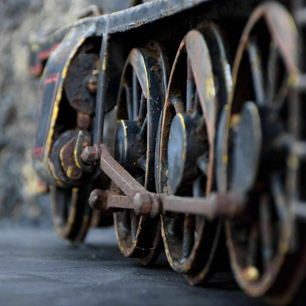 photo furniture Amazing Locomotive, Early 20th Century