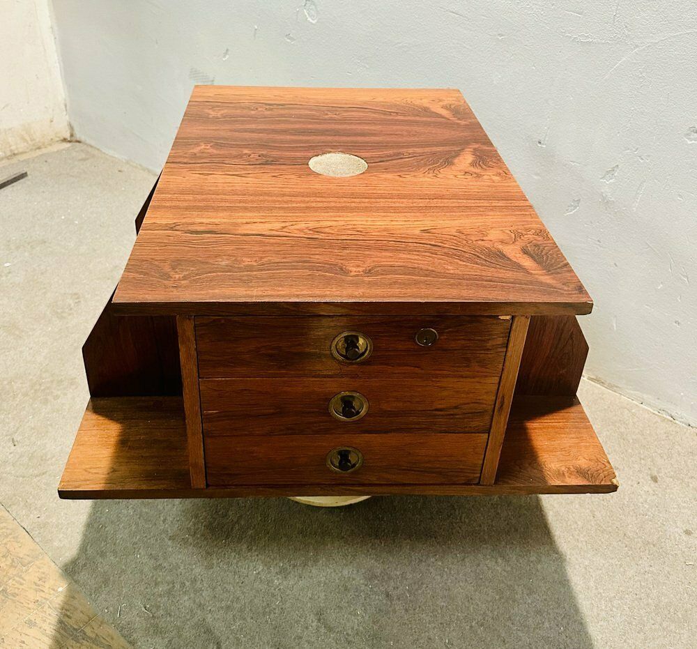 Living Room Table In Rosewood, 1970s photo furniture