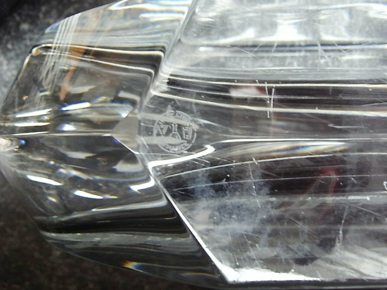 New York Glass Vase From Baccarat photo vinterior
