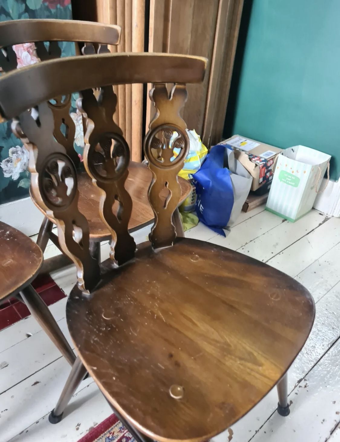 Five Ercol Fleur De Lys Dining Chairs, 375, Triple Fleur De Lys 1980/1981 photo for sale