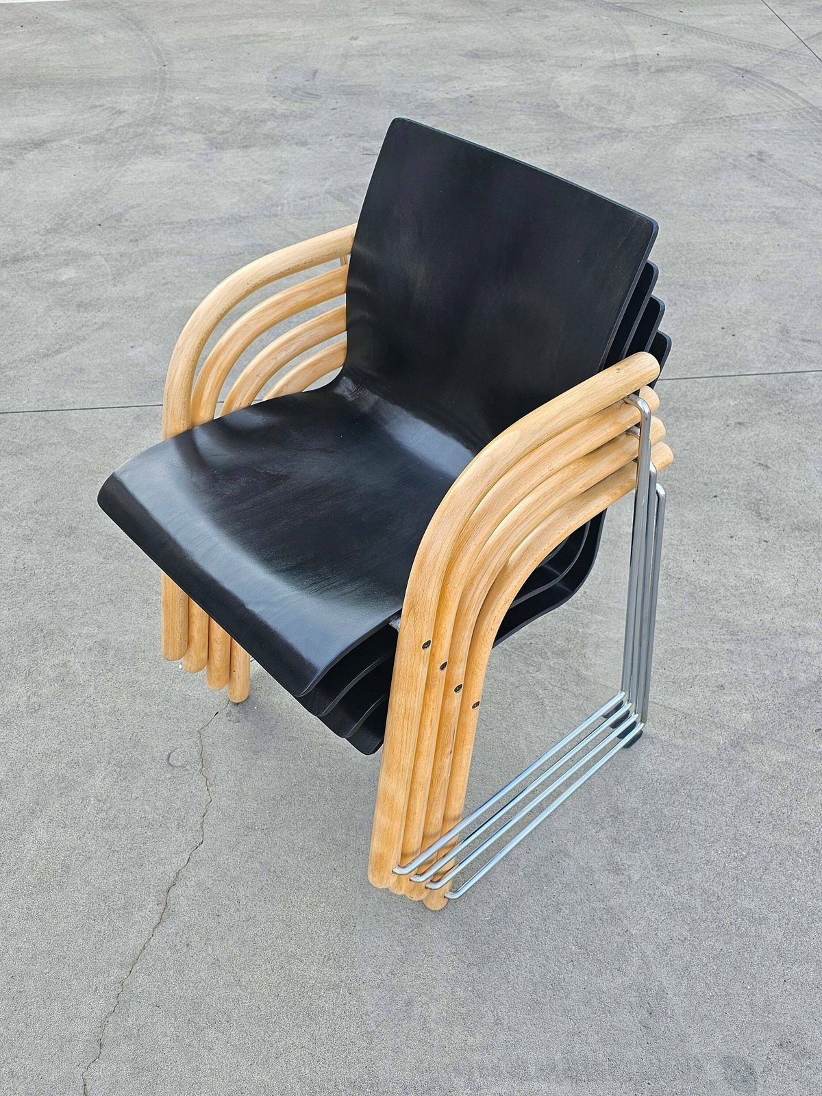 Set Of 4 Thonet Chairs Model S320 By Wulf Schneider And Ulrich Bohme In Black // Memphis Style Thonet Chair // Made In Austria In 1984