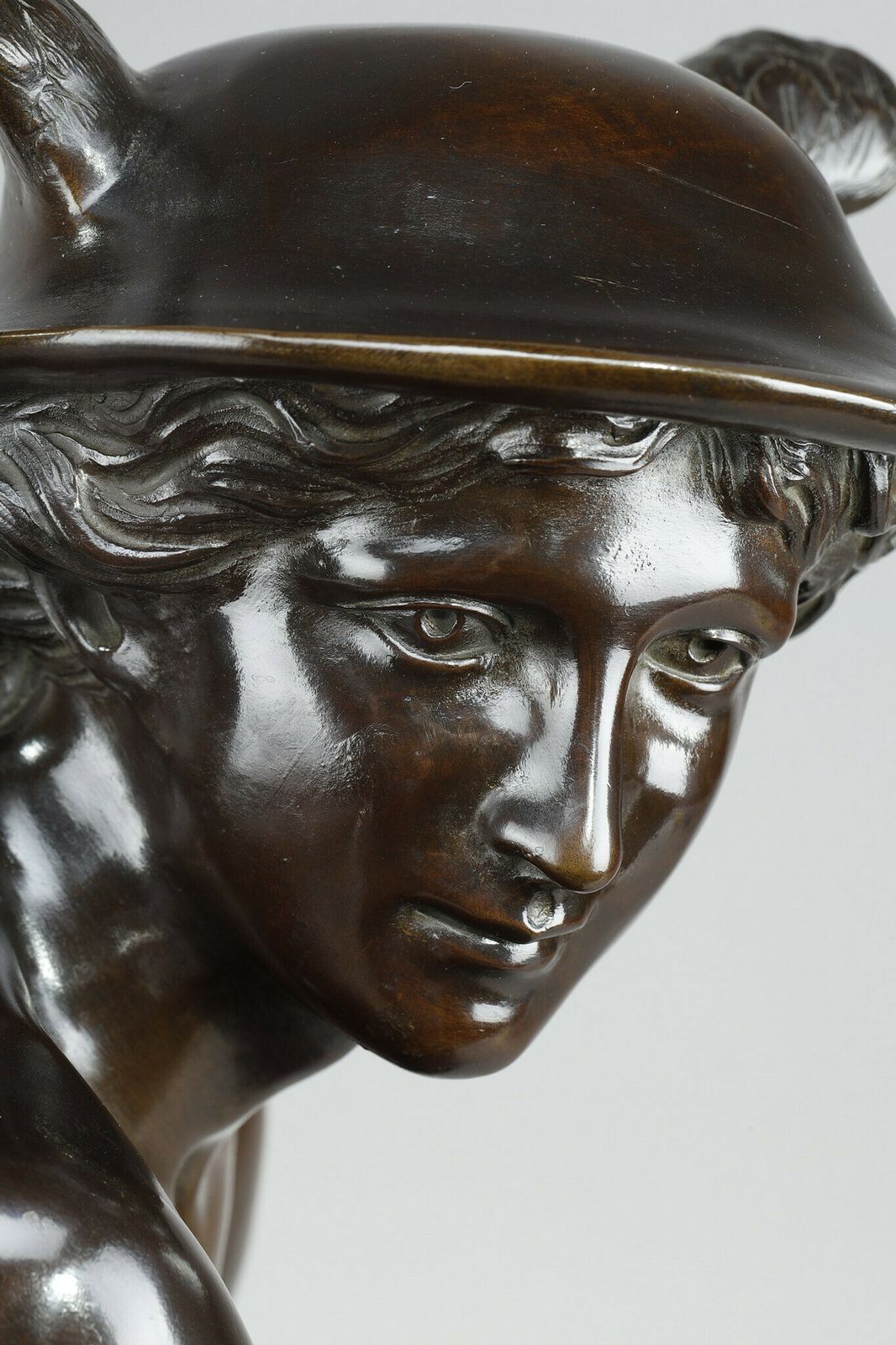 7014.0 Large Bronze After Pigalle, "Mercure Attachant Ses Talonnières", 19th Century photo