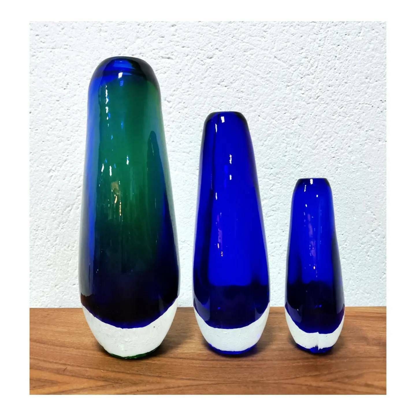 Set Of Three Mouth Blown Murano Glass Vases Designed By Flavio Polli For Seguso In Cobalt Blue Glass // Made In Italy In 1970s photo 675.0