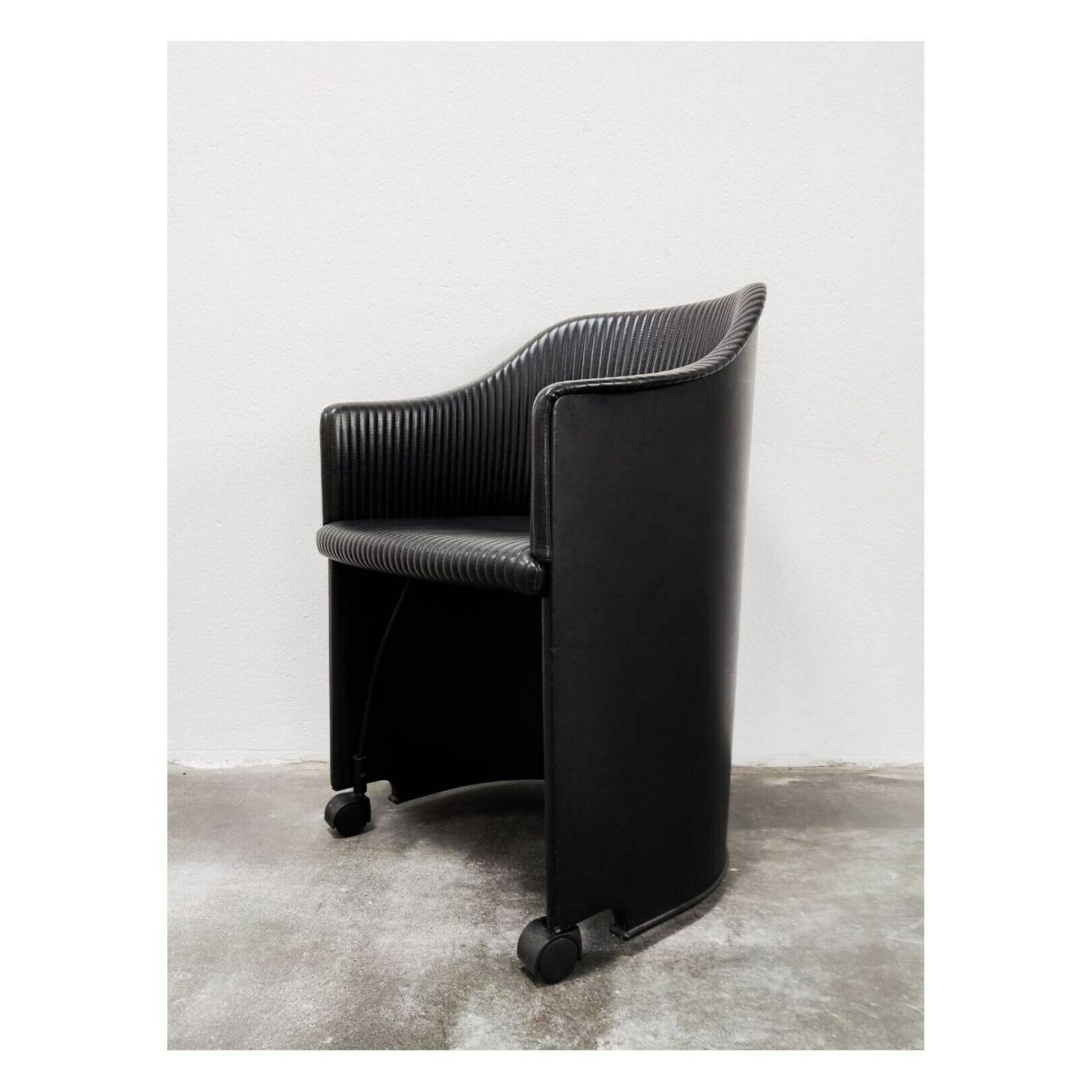 1of4 Leather Armchairs By Afra And Tobia Scarpa // Postmodern Armchairs With Wheels For Maxalto Artona Collection // Made In Italy In 1985 photo buy