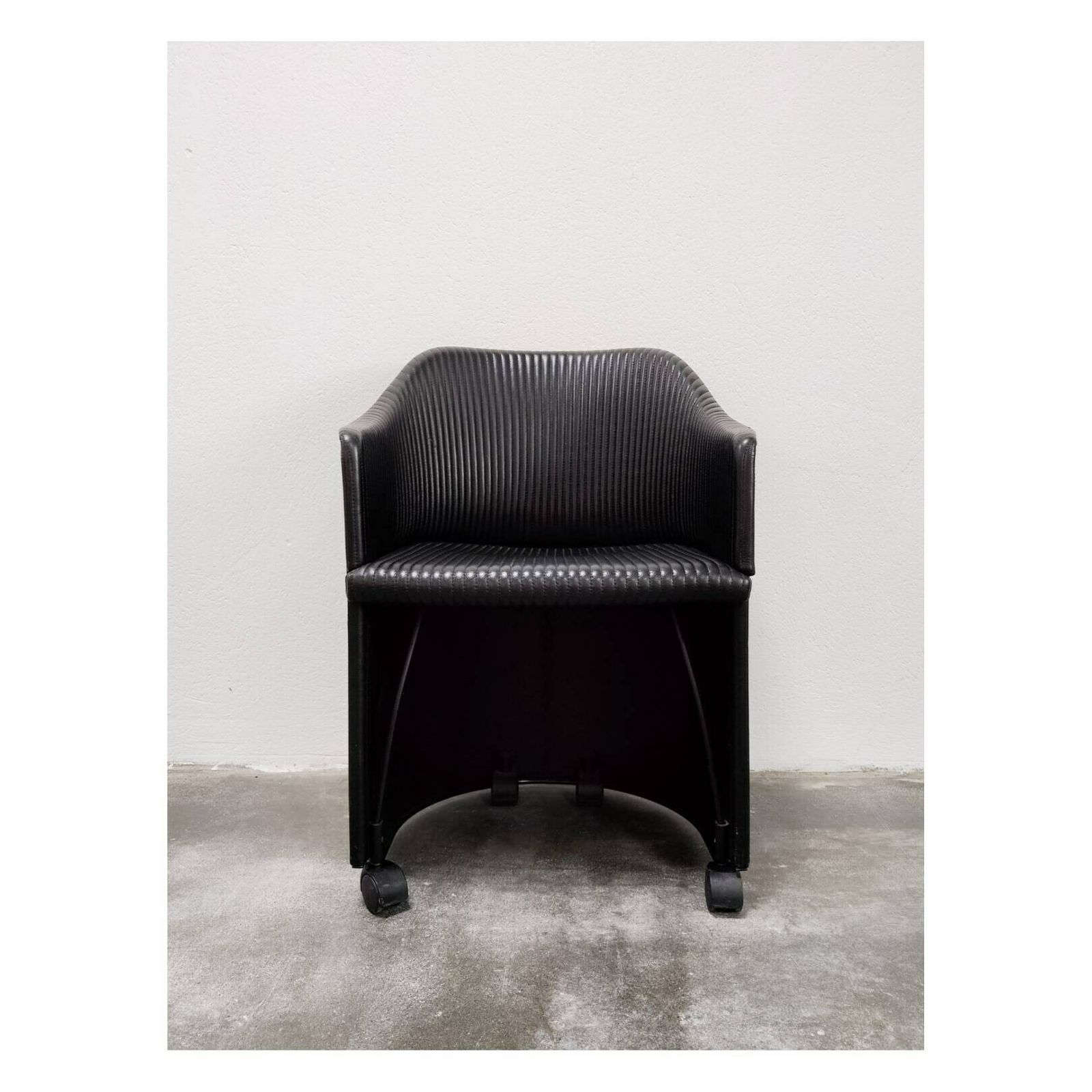 1of4 Leather Armchairs By Afra And Tobia Scarpa // Postmodern Armchairs With Wheels For Maxalto Artona Collection // Made In Italy In 1985 photo vintage