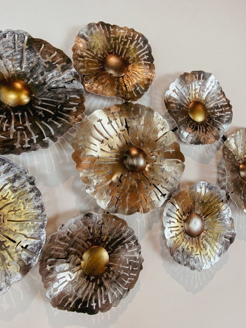 Xl Metal Flower Sculpture For The Wall – 72 Cm photo vinterior