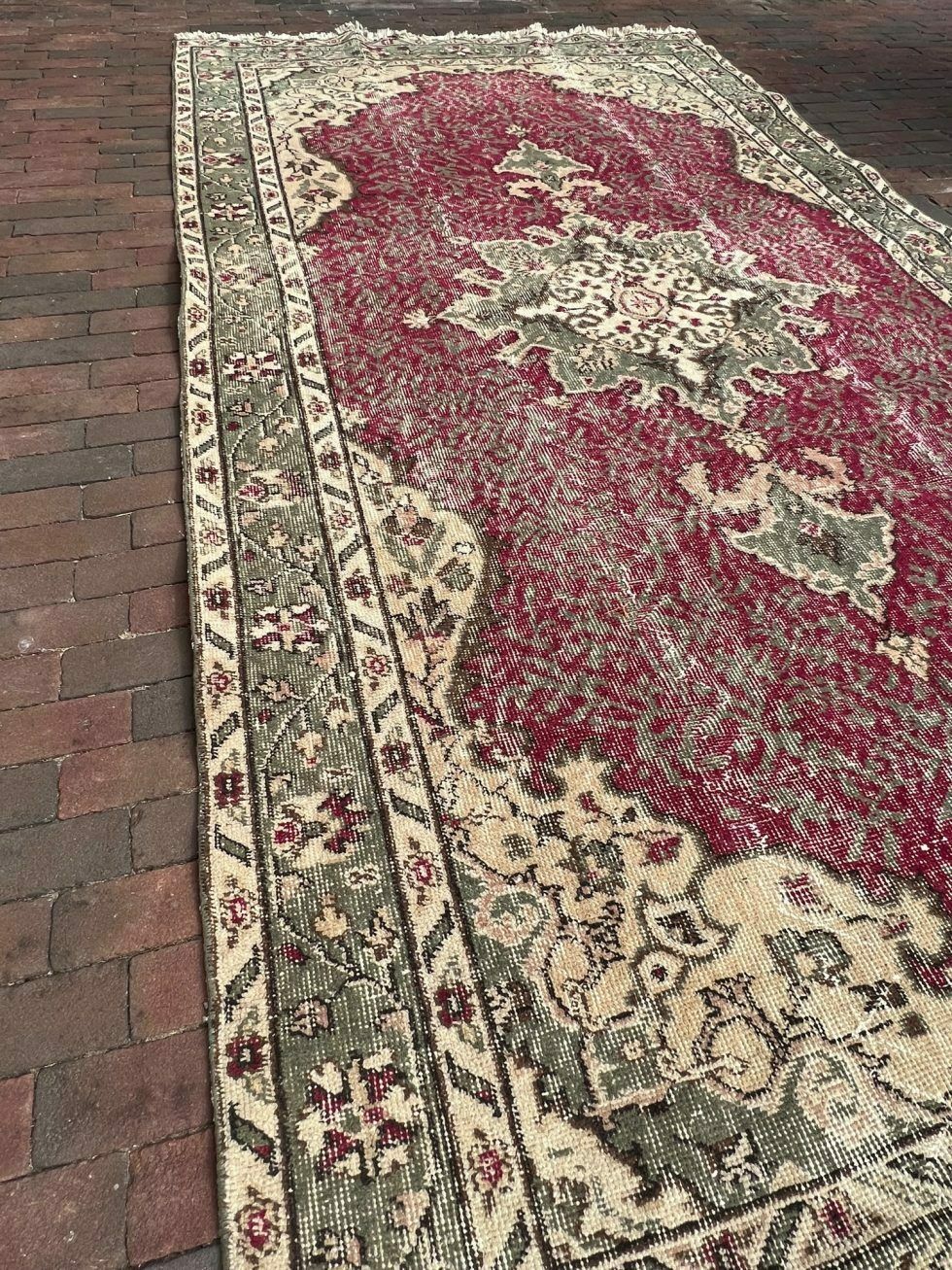 Very High Quality Yuruk Rug – 276 X 179 Cm photo vinterior