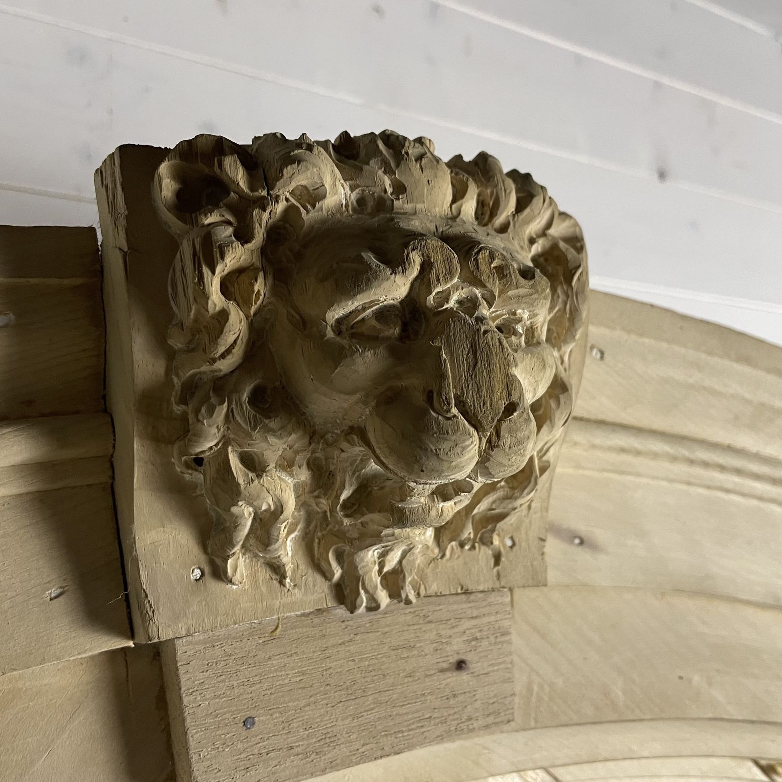 Reclaimed Antique Pine Arch With Carved Lion Head photo for sale