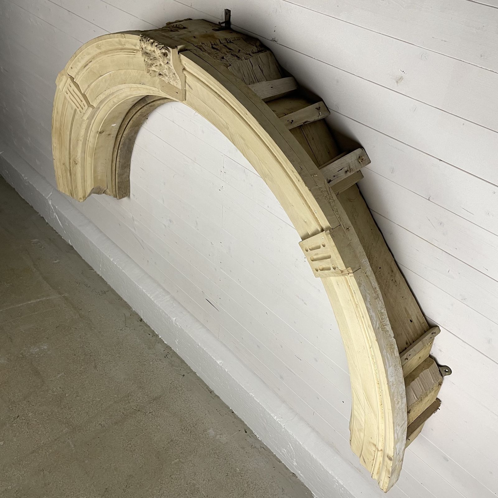 Reclaimed Antique Pine Arch With Carved Lion Head photo vintage