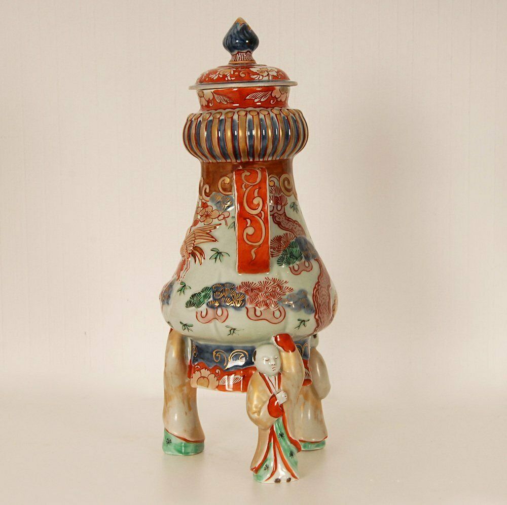 photo vinterior Antique Japanese Ceramic Coffee Pot In Porcelain Arita By Samson Paris, 1600s