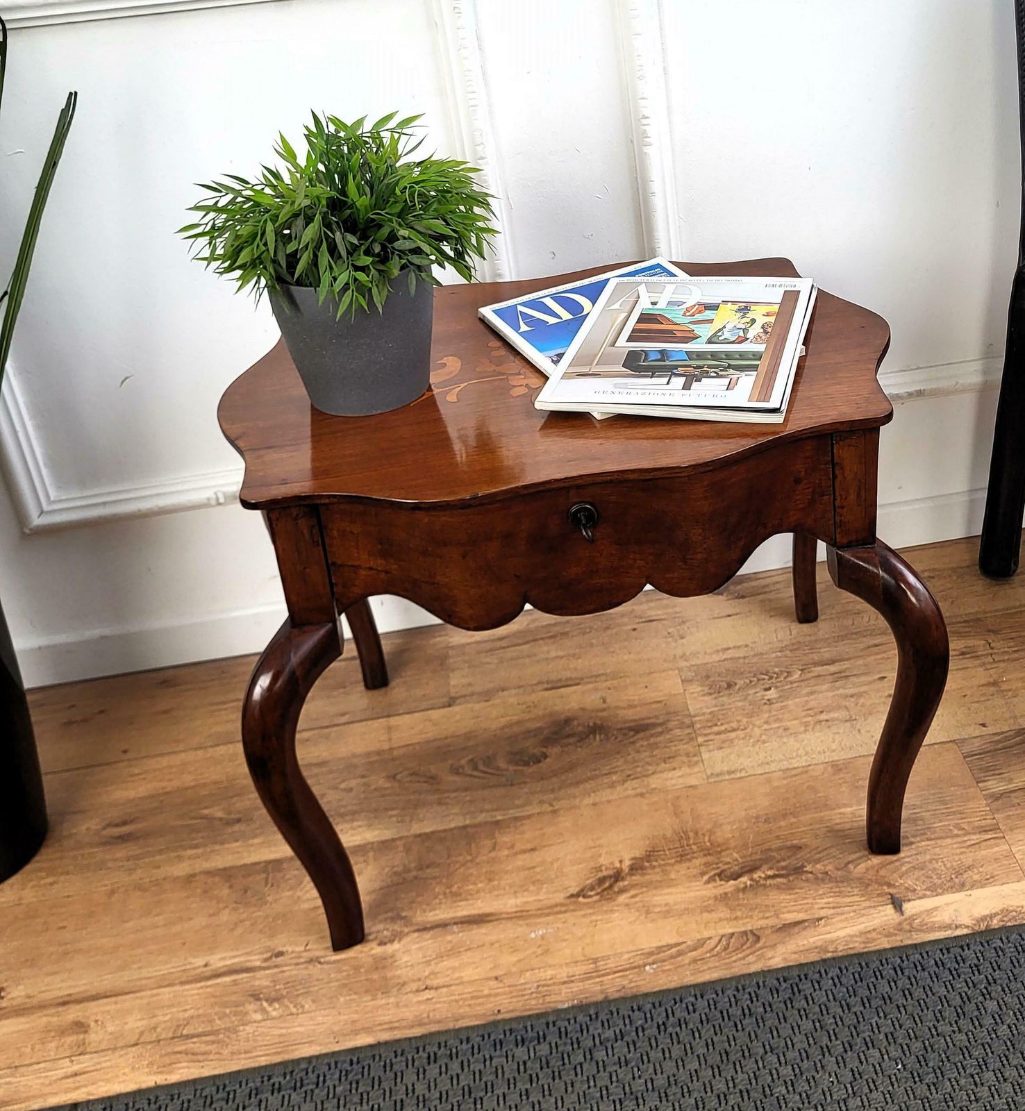 Neoclassical Italian Walnut Inlay Marquetry Spider Coffee Sofa Or Side Table photo for sale