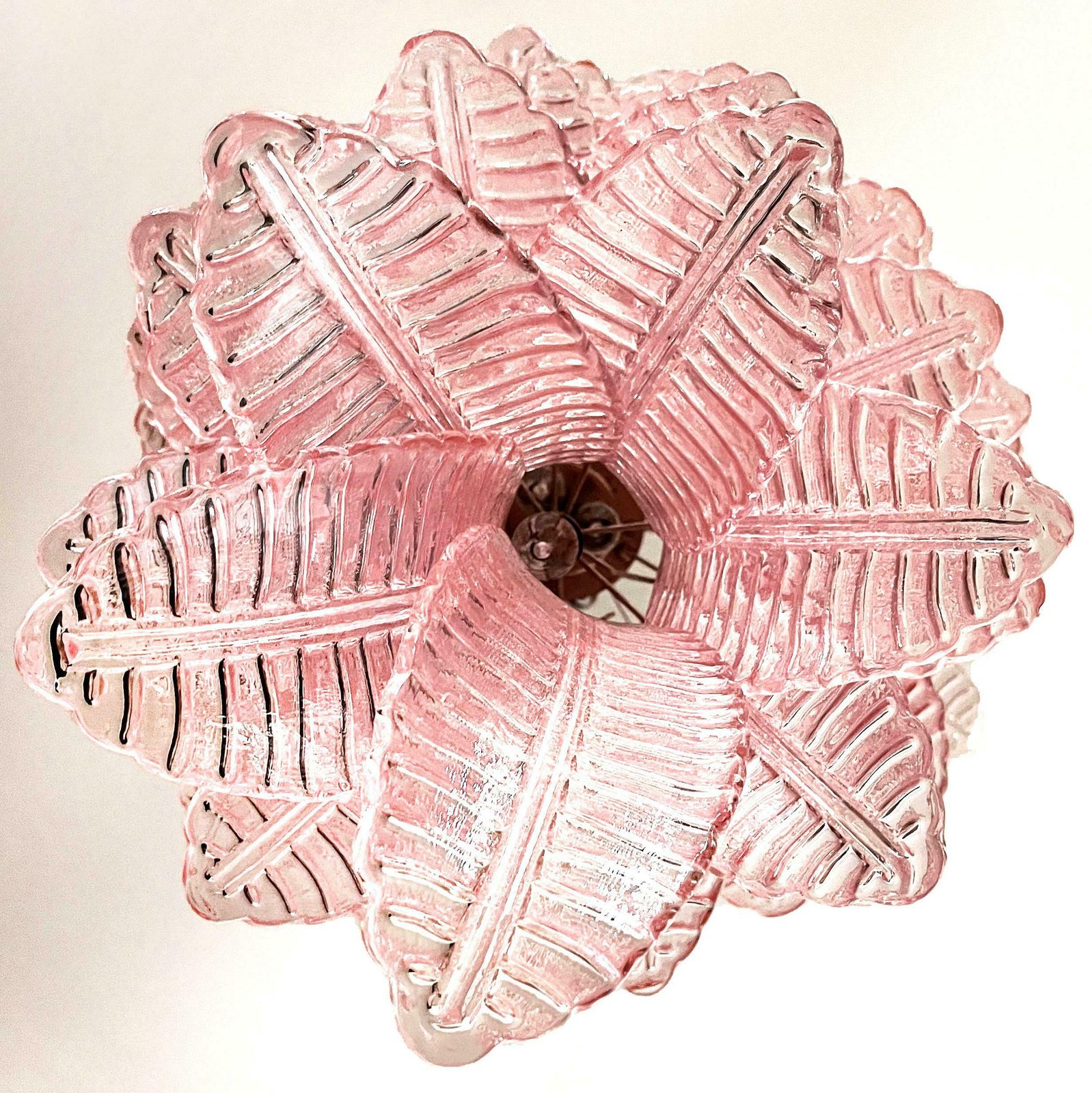 8311.0 Majestic Italian Murano Felci Glass Spiral Chandeliers   83 Pink Glasses photo