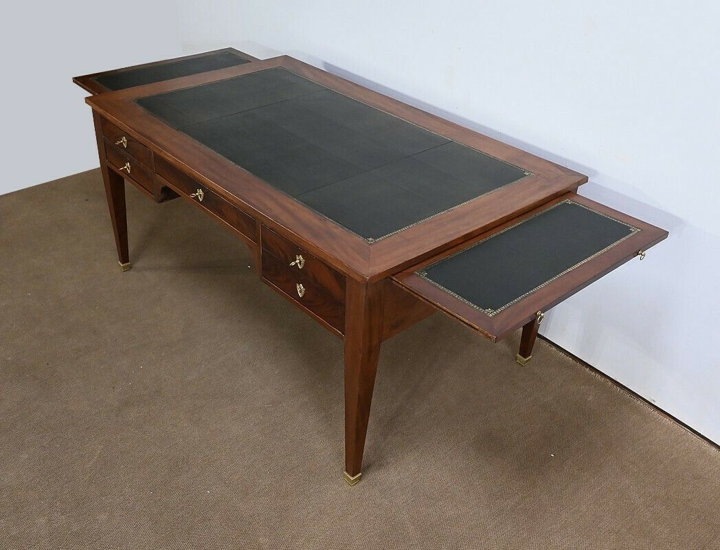 Important Directoire Period Desk – Early 19th Century photo Furniture
