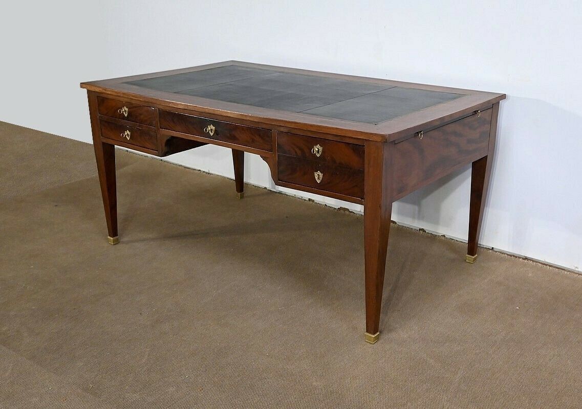 photo buy Important Directoire Period Desk – Early 19th Century