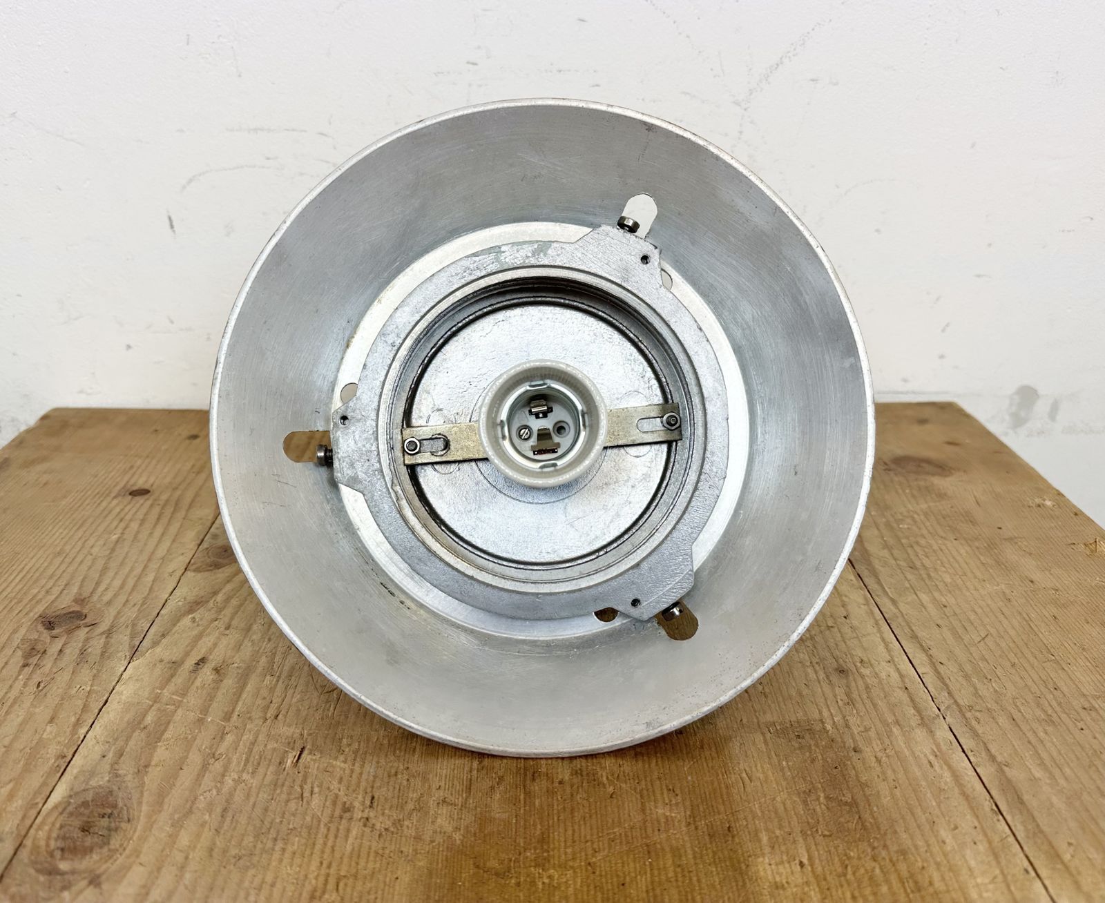 179.0 Industrial Aluminium Light With Clear Glass Cover From Elektrosvit, 1970s, 4x photo