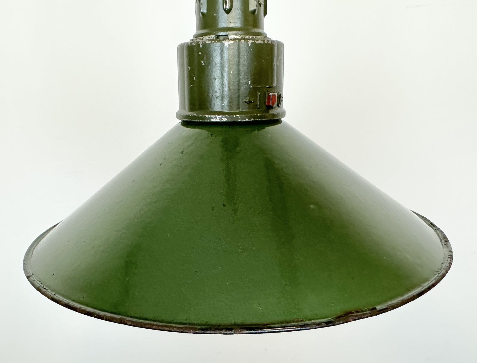 Industrial Green Enamel Military Pendant Lamp With Cast Aluminium Top, 1960s, 2x photo vinterior