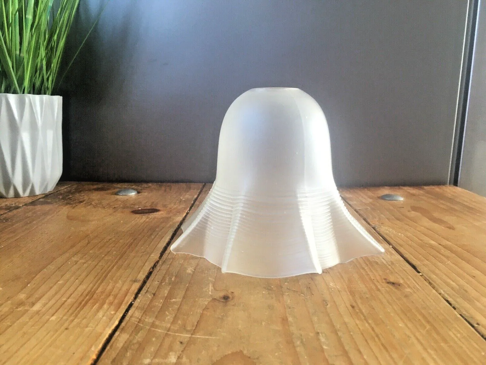 Quality Art Deco Unusual Cross Shaped Ribbed Fluted Glass Lamp Light Shade 20's photo for sale