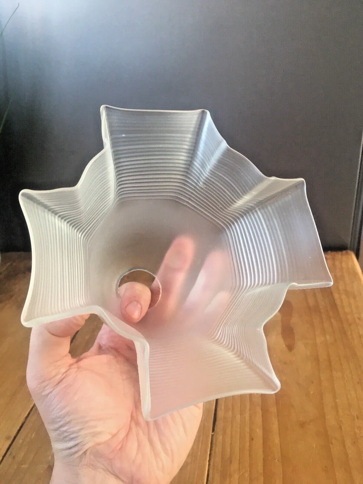 Quality Art Deco Unusual Cross Shaped Ribbed Fluted Glass Lamp Light Shade 20's photo vinterior