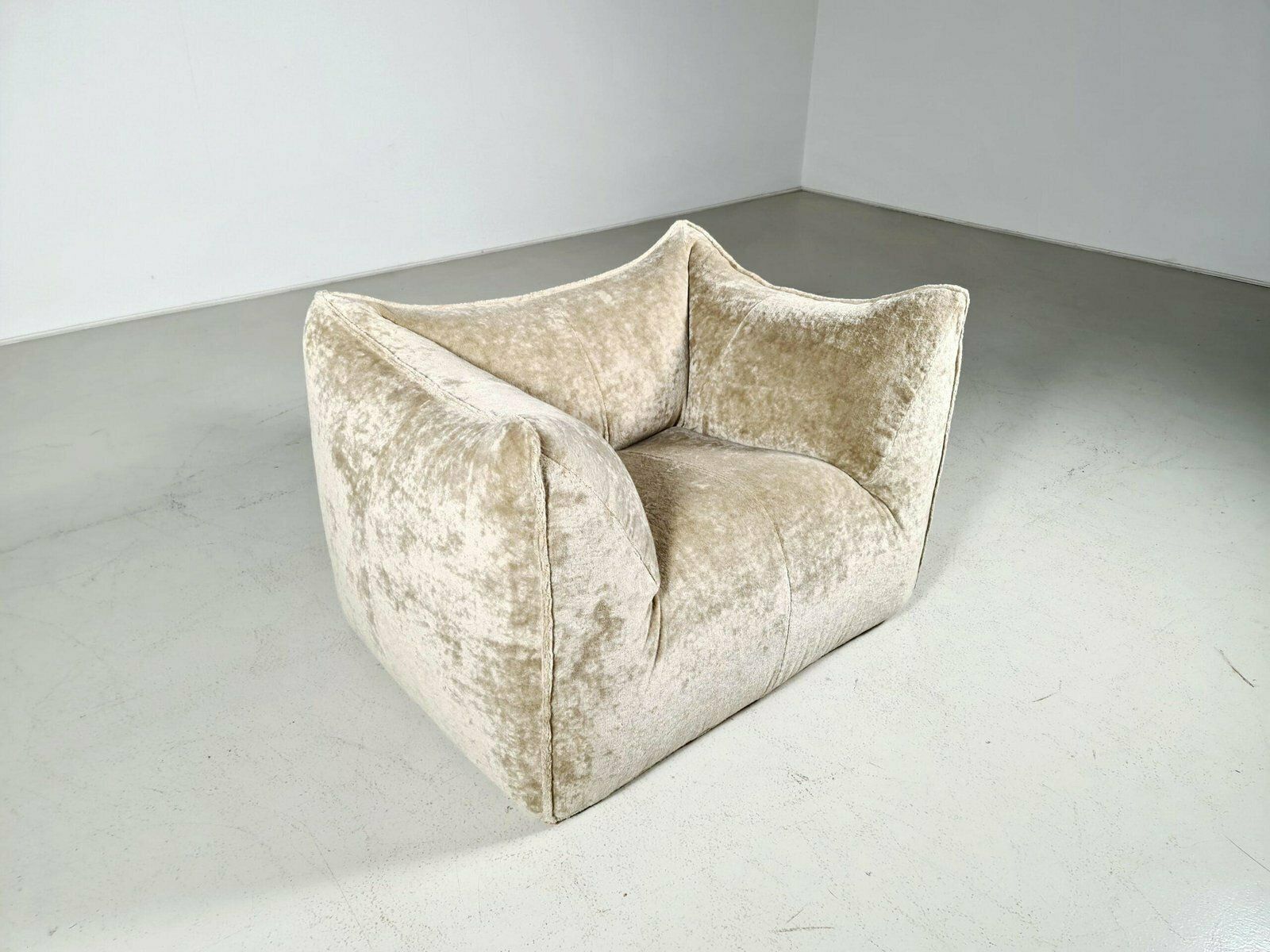 Le Bambole Lounge Chair By Mario Bellini For B&B Italia, 1970s photo Furniture