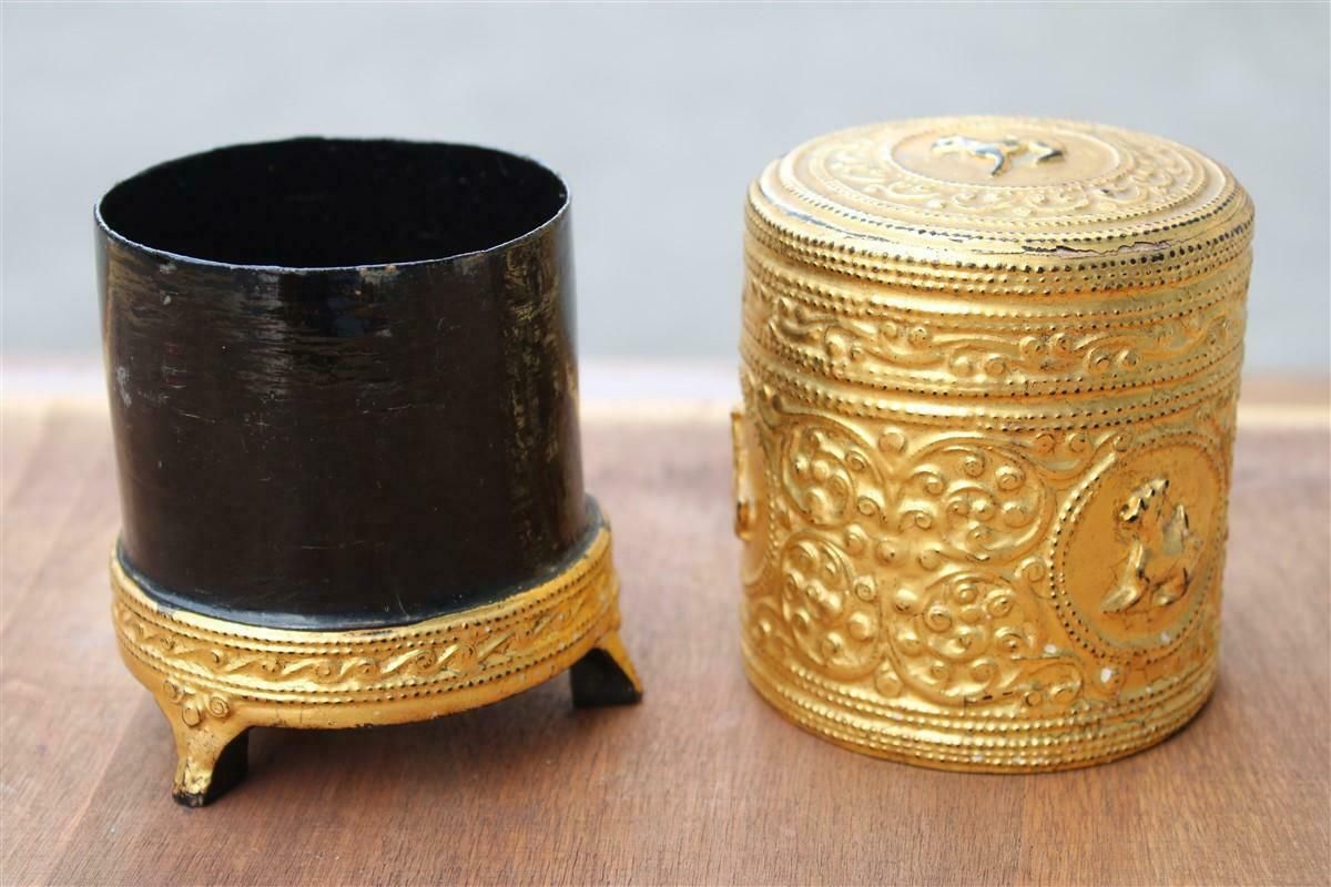 Chinese Lacquer Tobacco Box With 24 Carat Pure Gold Decorations 1940s photo for sale