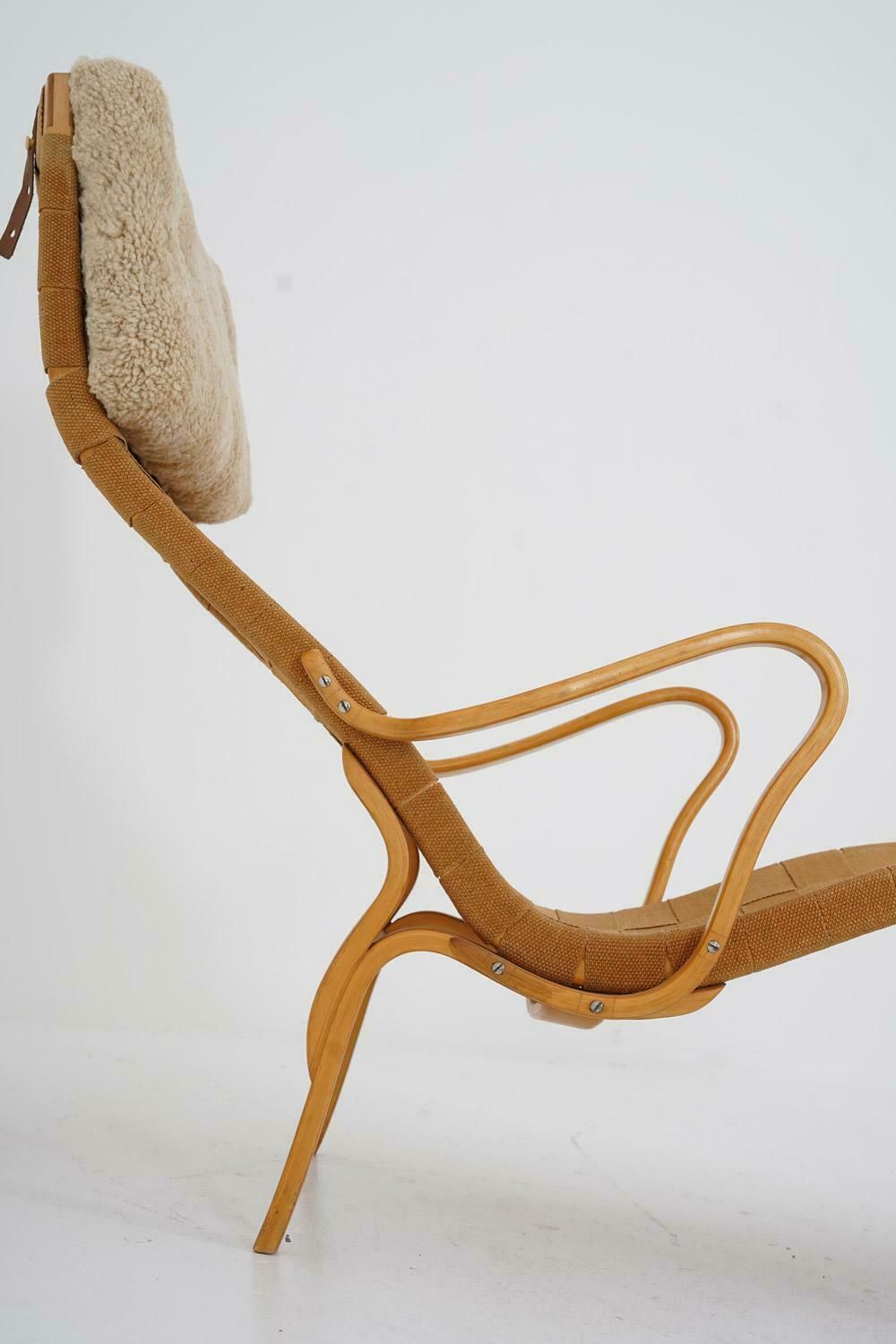 Scandinavian Chaise Longue "Pernilla 3" By Bruno Mathsson photo vinterior