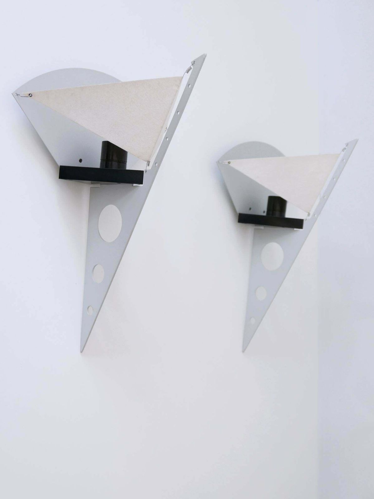 photo vinterior Set Of Two 'Filicudara' Sconces By Steve Lombardi Für Artemide Italy 1980s
