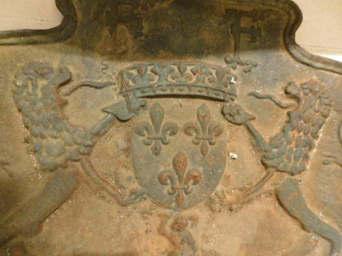 Large Cast Iron Fireplace Backplate, Carved With Noble Coat Of Arms, Italy photo 1955.0