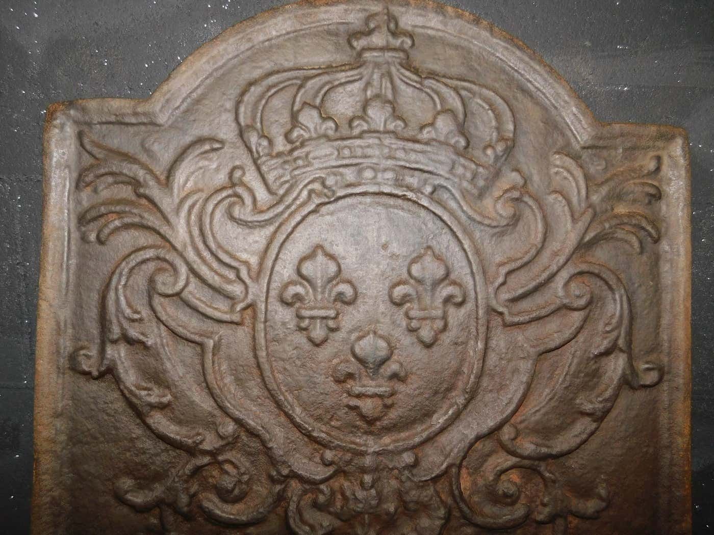 Fireplace Bottom Plate In Cast Iron With Lilies And Crown photo Home Fixtures