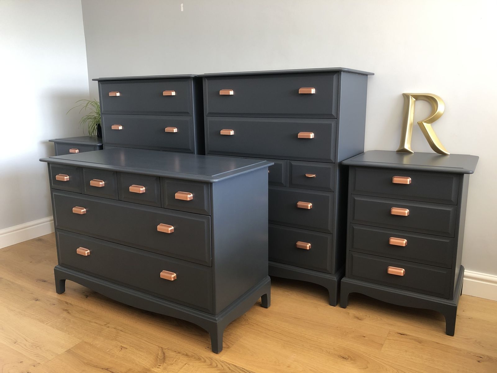 Stag Minstrel Bedroom Furniture Set Of 5, Blue photo for sale