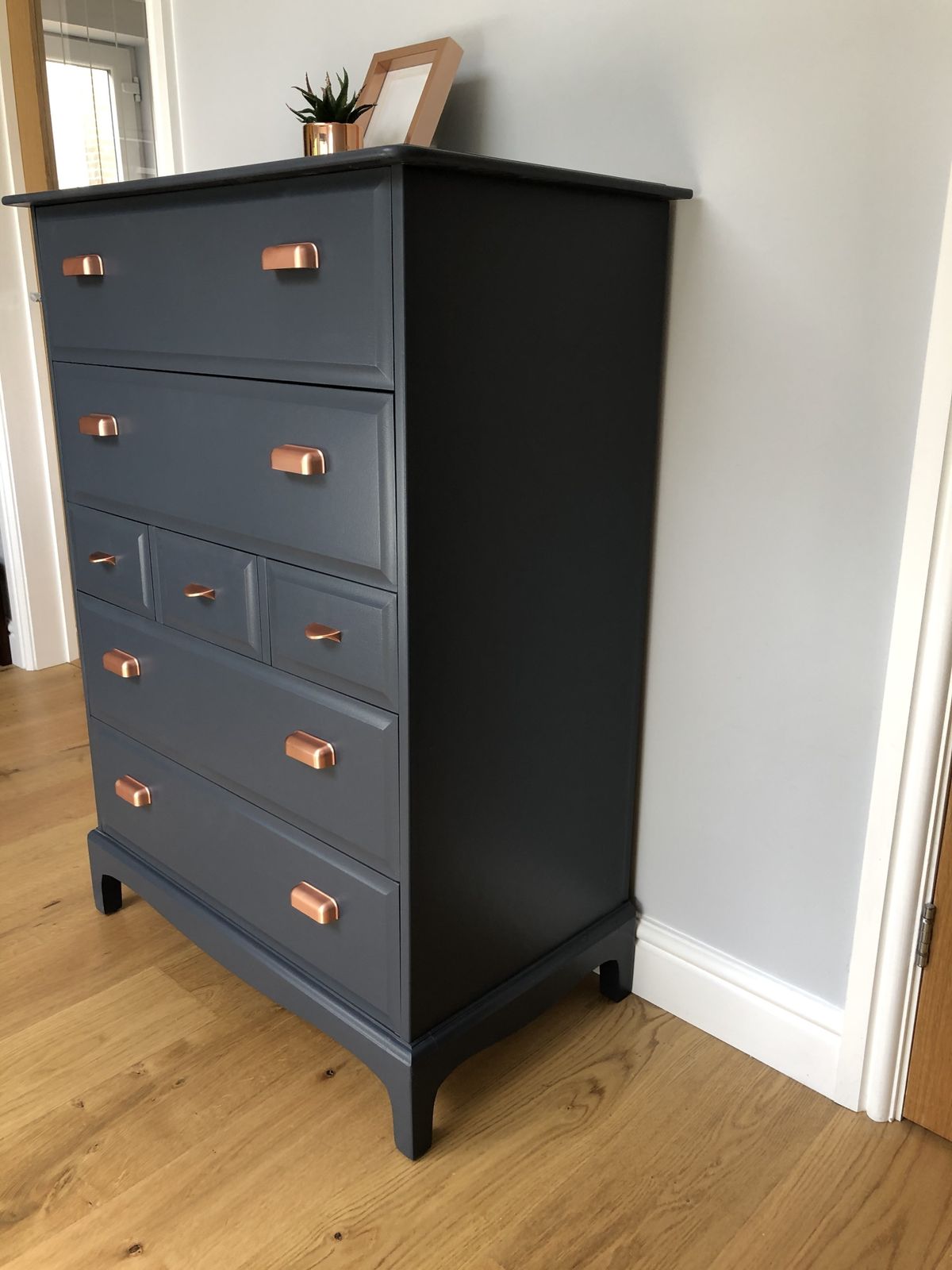 photo vinterior Stag Minstrel Bedroom Furniture Set Of 5, Blue