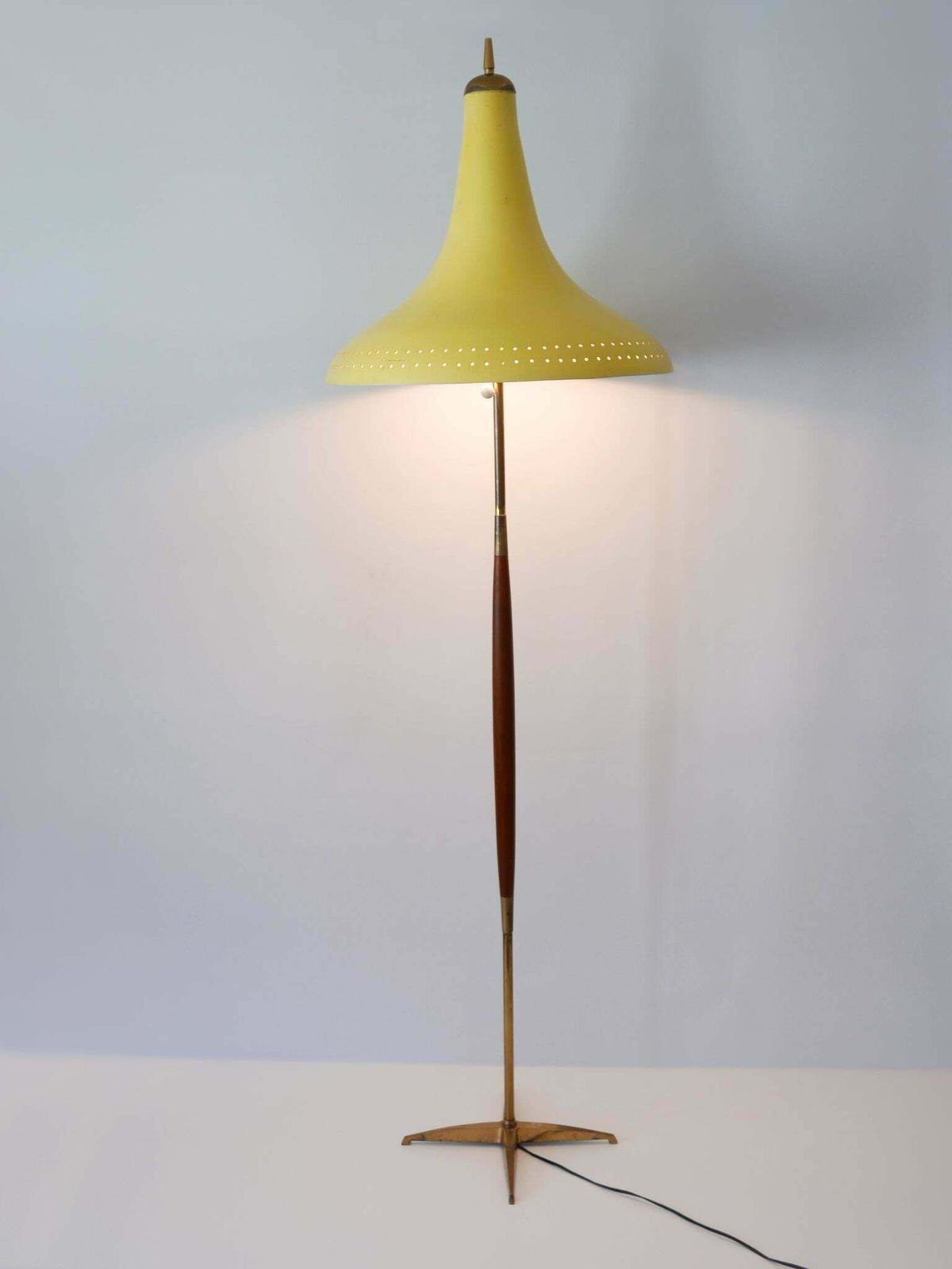 photo furniture Rare And Elegant Mid Century Modern Floor Lamp Or Standing Light Austria 1960s