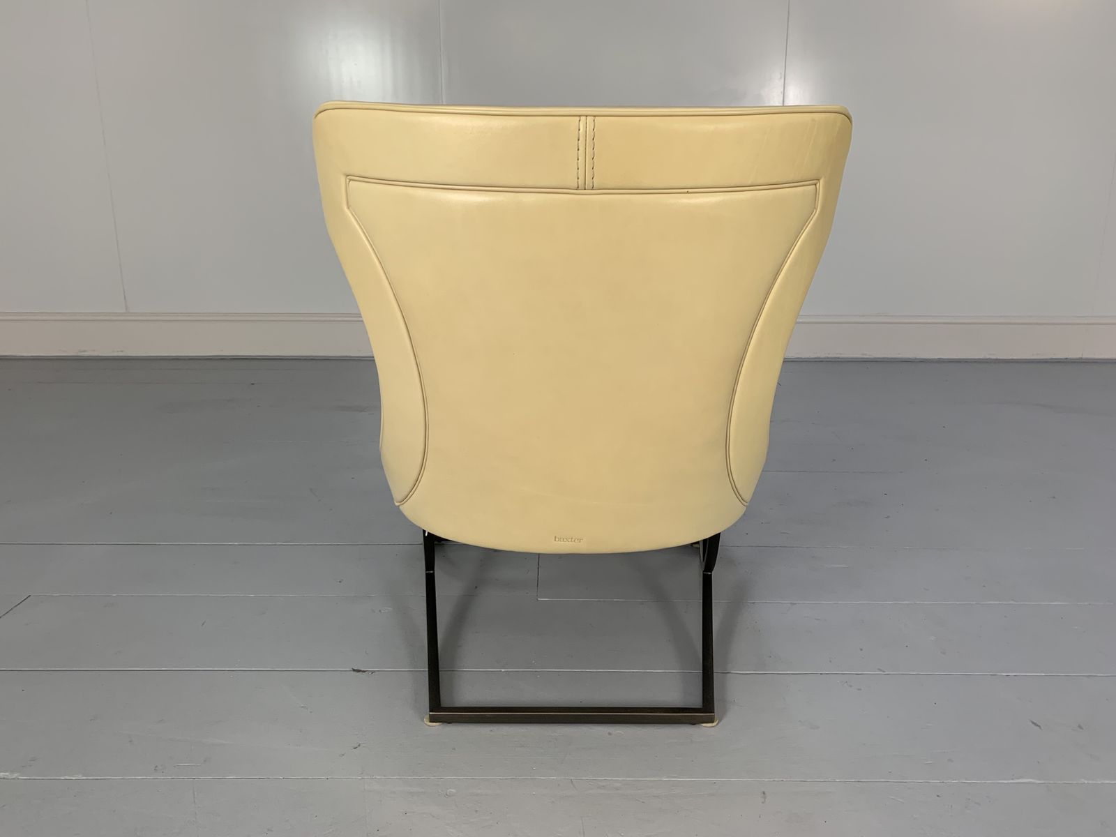 Pair Of Baxter “Paloma” Chairs – In Cream Leather photo buy