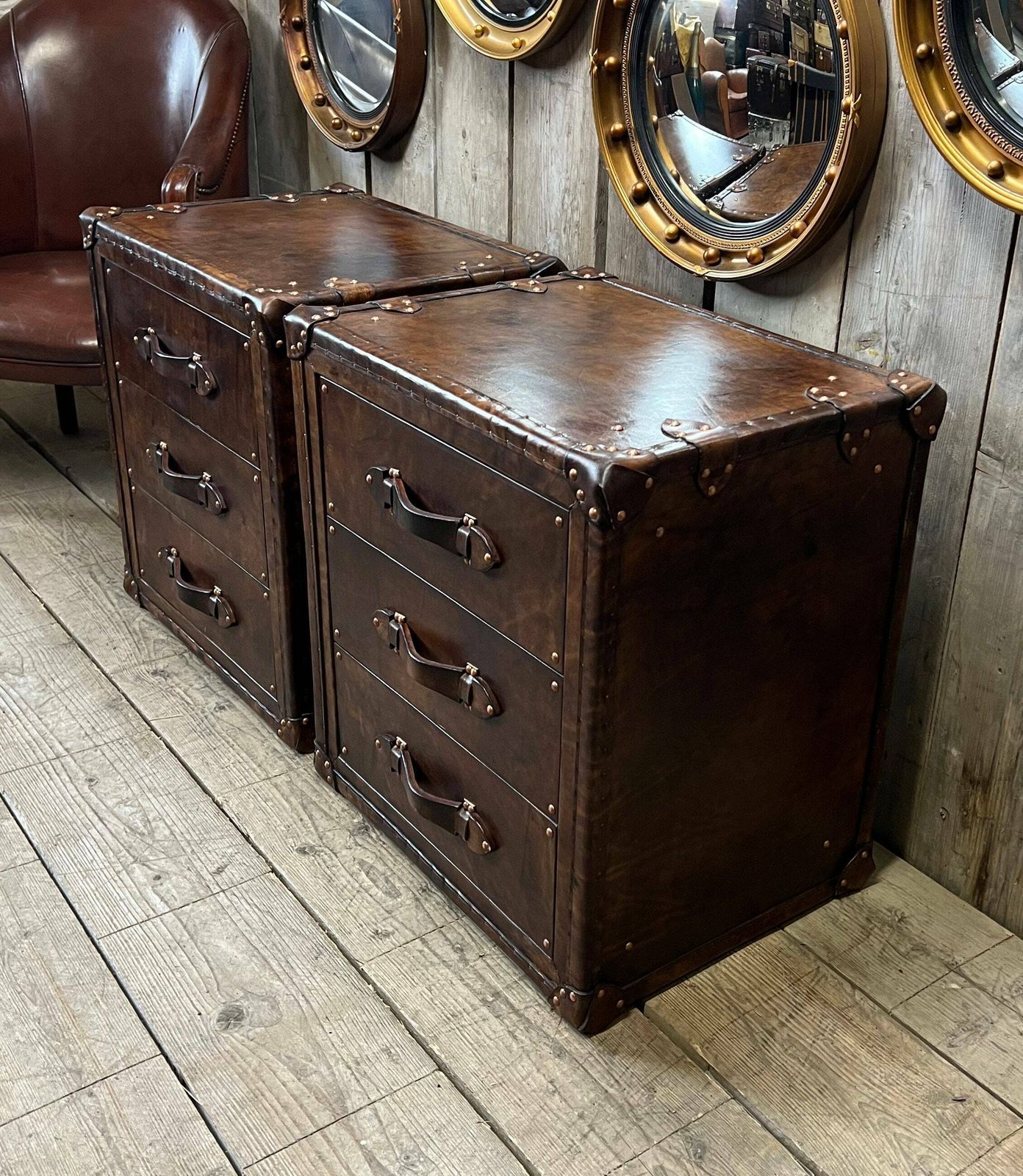 Bedroom Vanities, Luxury Leather Nightstands , Bespoke Furniture photo buy