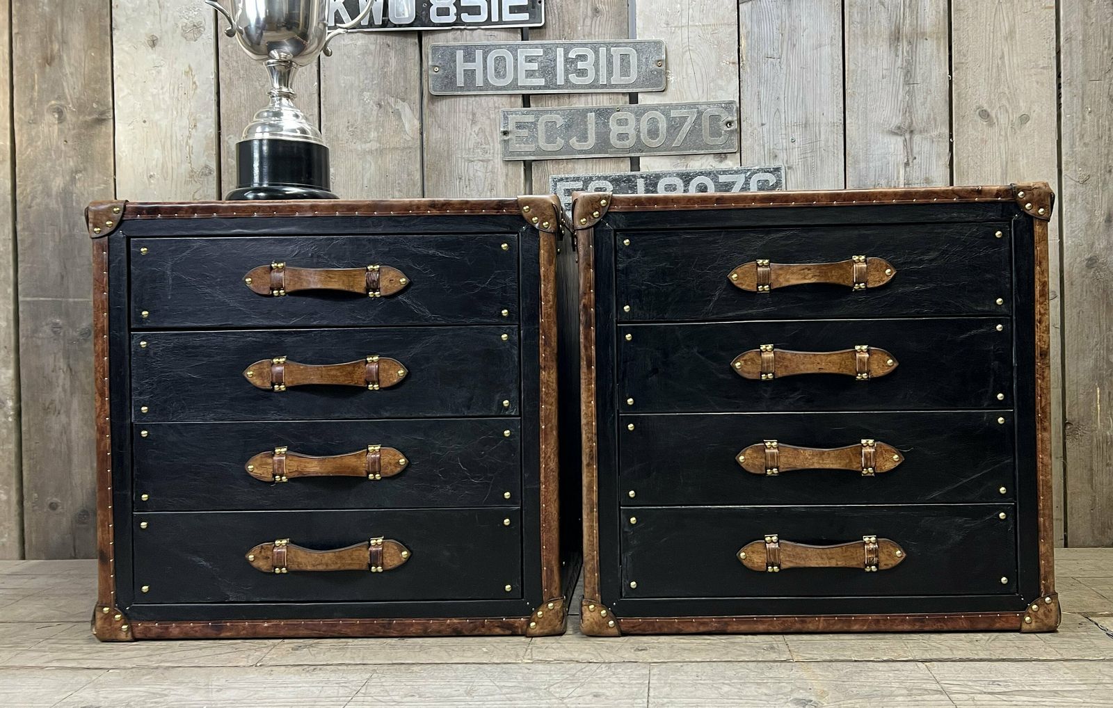 Manhattan Loft Space Luxury Leather Bespoke Night Stands Bedroom Decor Vanities Bedroom Furniture