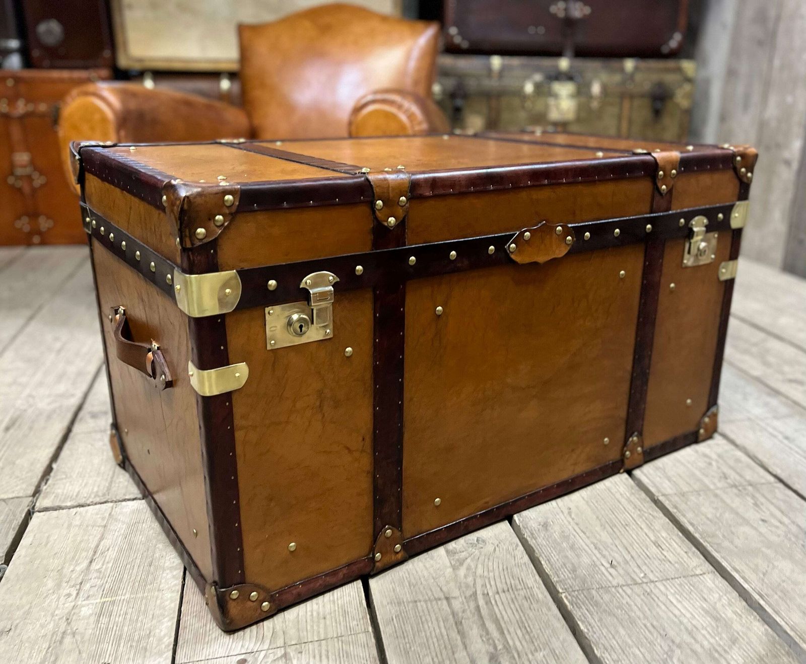 London Tan Leather Vintage Inspired Travel Trunk End Table Coffee Table English Handmade In Nottingham photo vintage