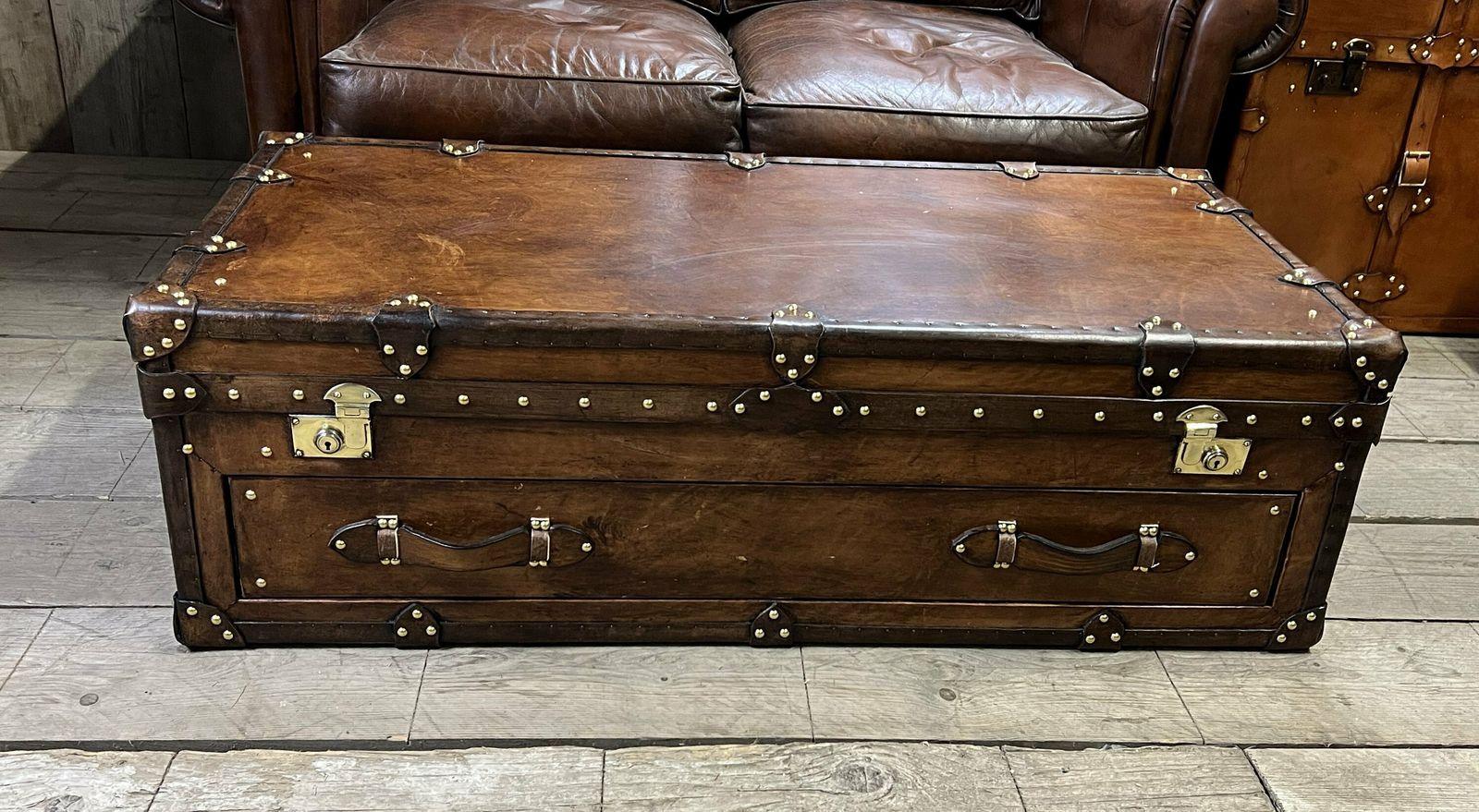Coffee Table Luxury English Bridle Leather Hand Dyed Chestnut Brown Room Decor photo Furniture