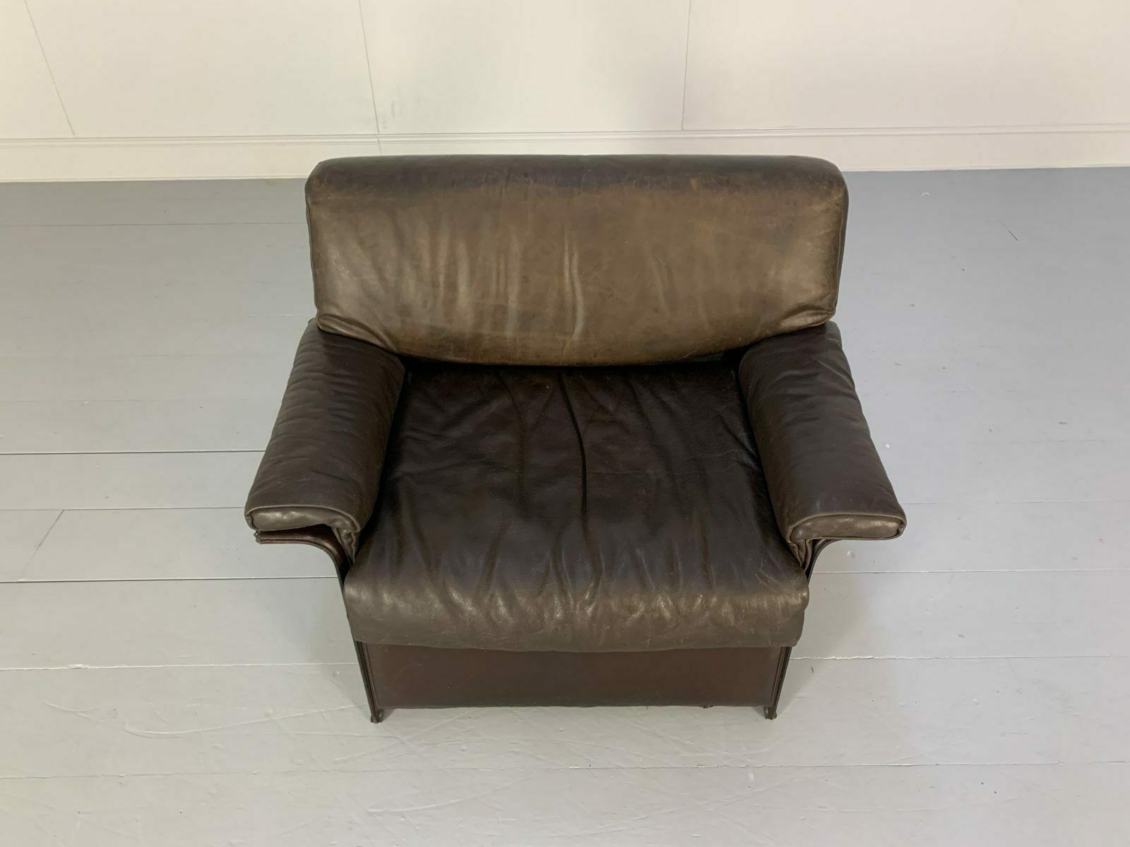 Pair Of Matteo Grassi Tm Armchairs  In Vintage Brown Leather photo vintage