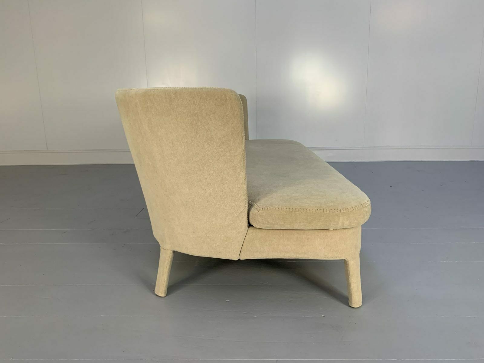 B&B Italia Sofa – “Maxalto Febo” 3 Seat – In Ivory Cream Velvet photo Furniture