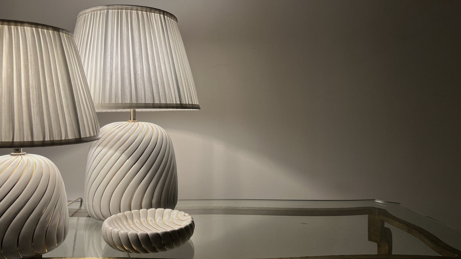 A 1970s Italian Tommaso Barbi Trio, 2 Lamps And Bowl photo 2450.0
