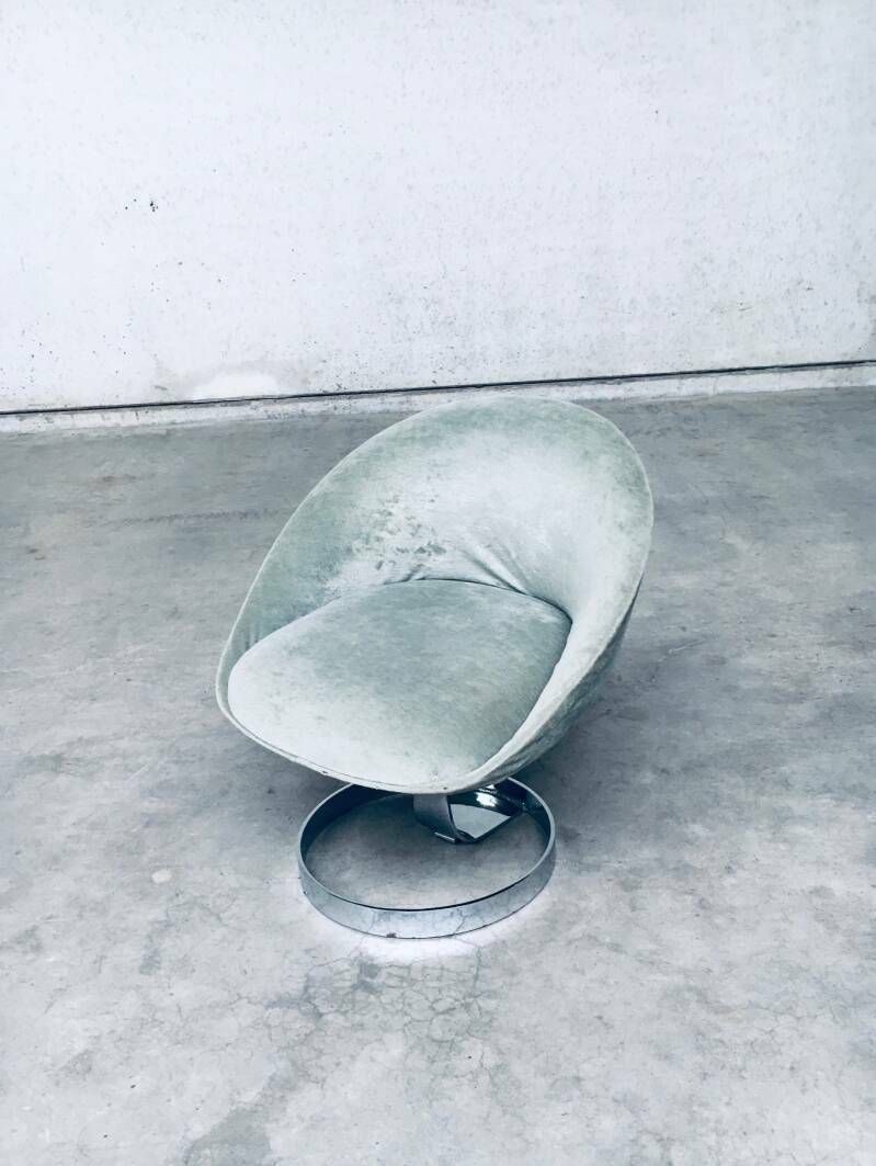 photo buy Space Age Sphere Pod Lounge Chair Set, France 1960's