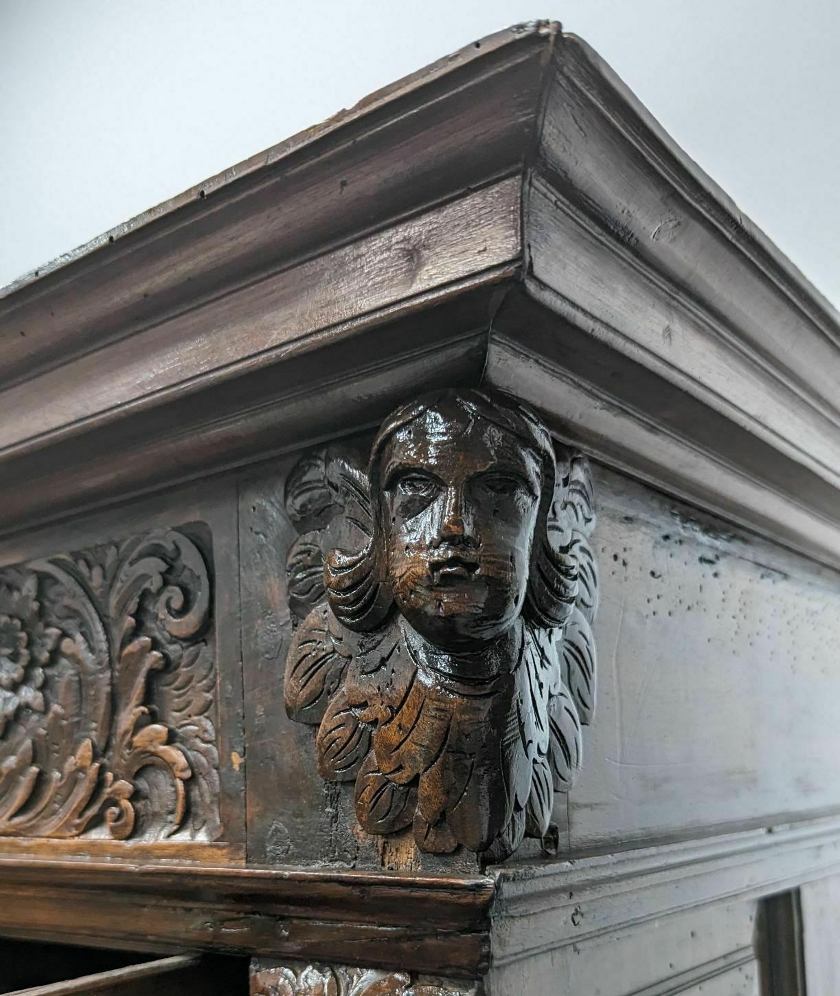 Four 17th Century Walnut Doors Decorated With Putti photo buy